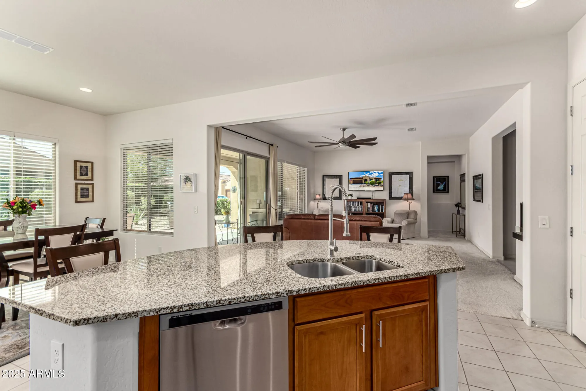 Property Slideshow image 16 of 45 | 26667 w covey ln, Buckeye, AZ, 85396