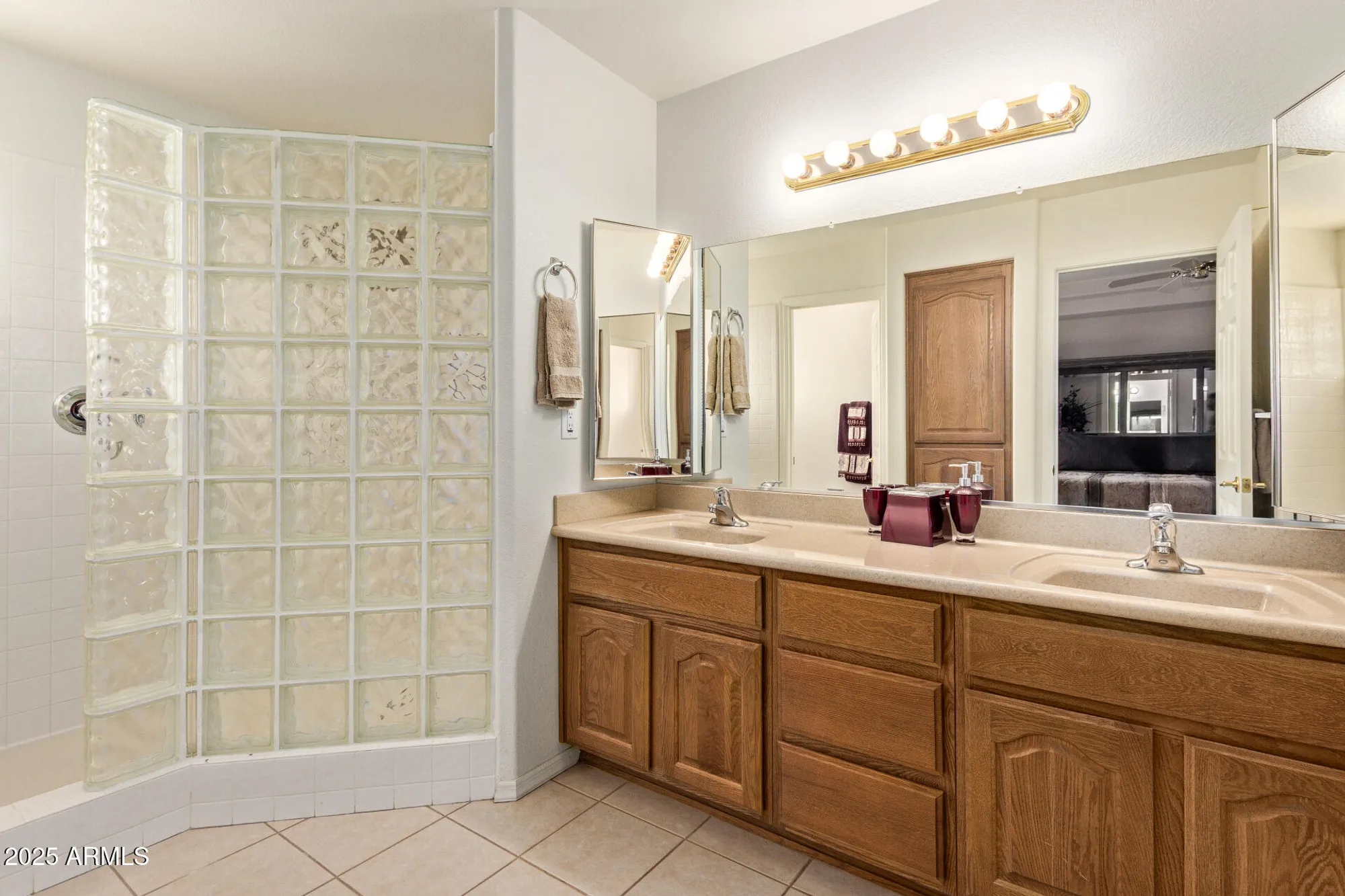 Property Slideshow image 22 of 40 | 11547 e neville ave, Mesa, AZ, 85209