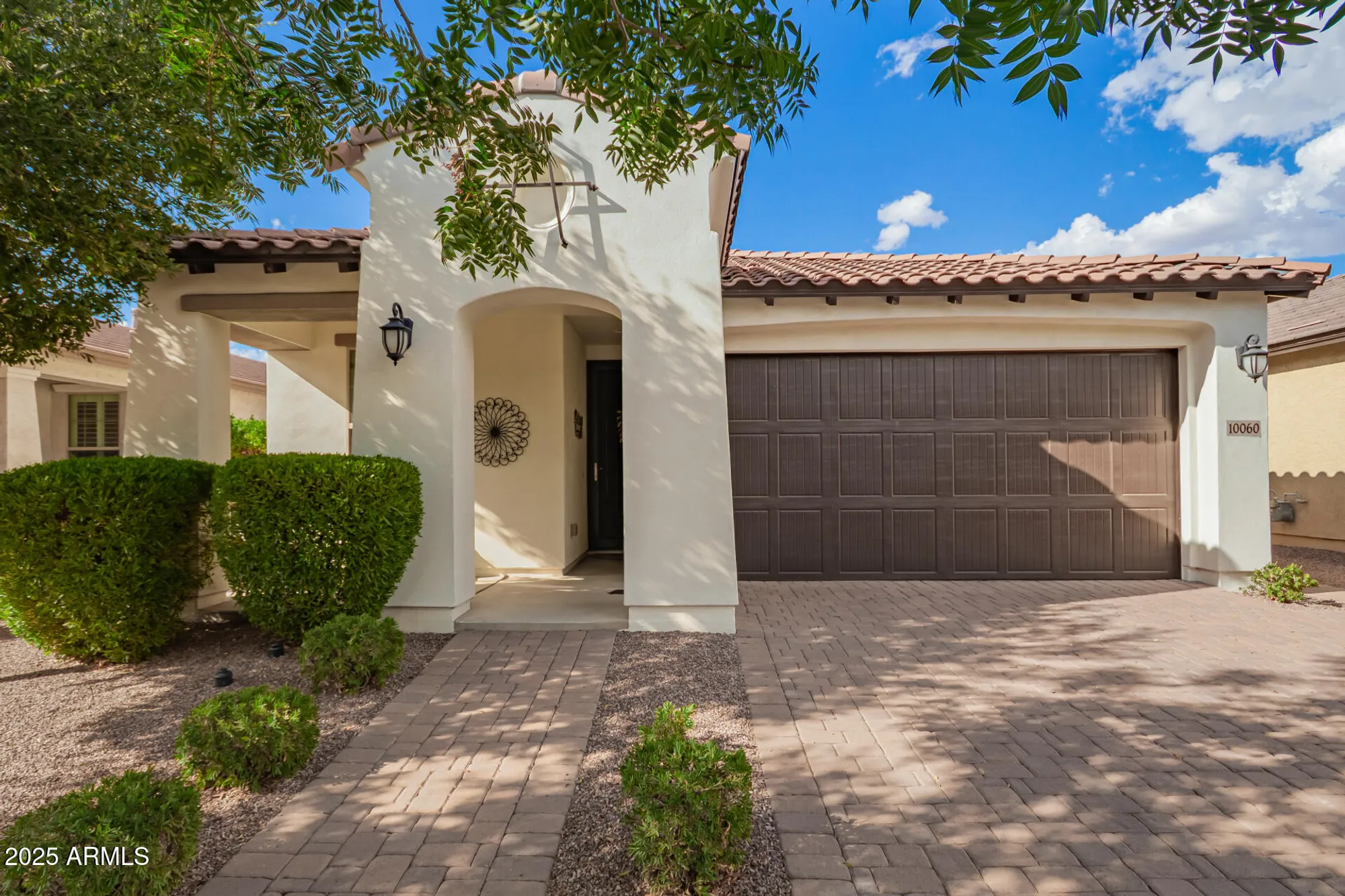 Property Slideshow image 1 of 42 | 10060 e tiger lily ave, Mesa, AZ, 85212