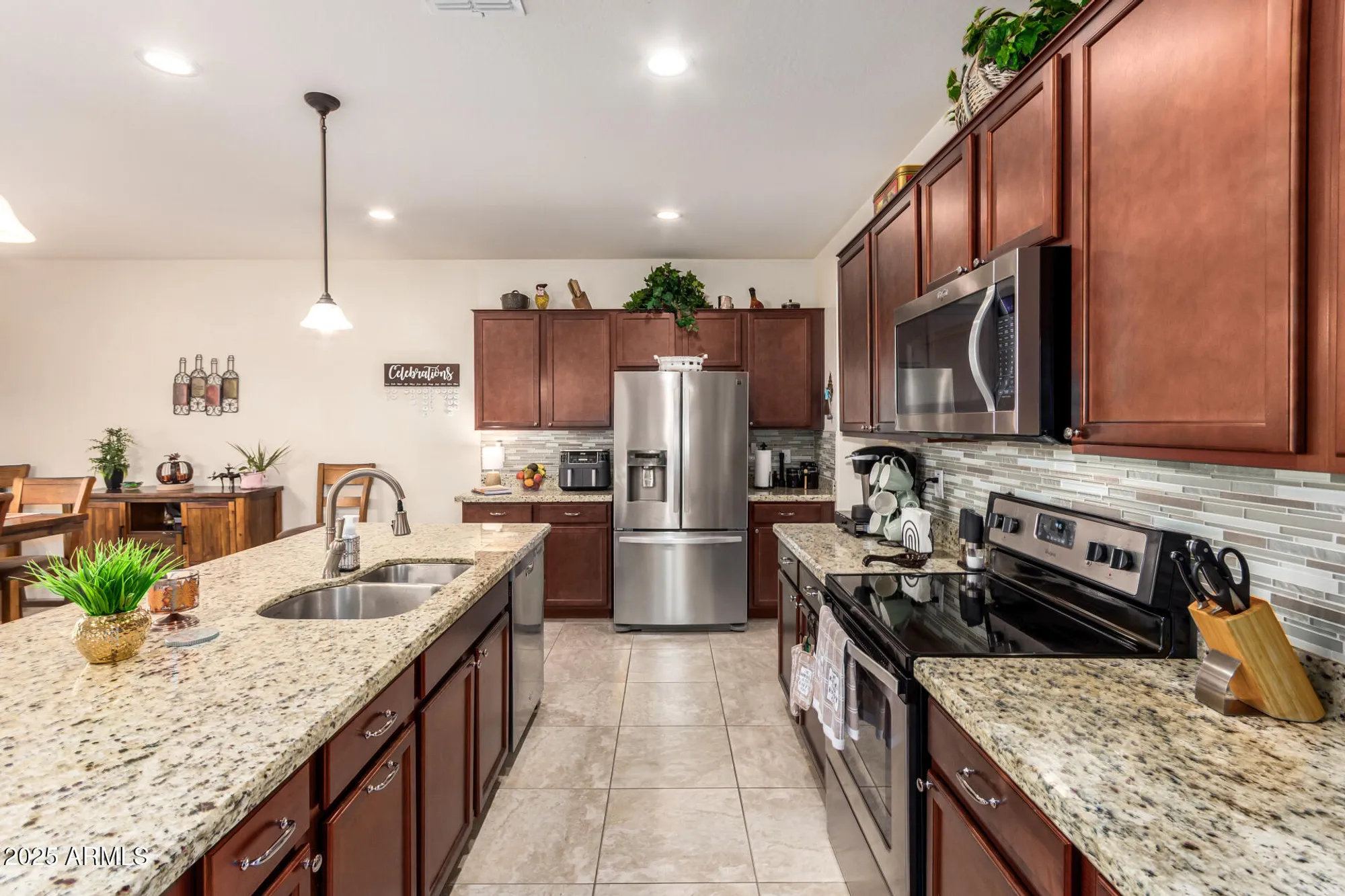 Property Slideshow image 9 of 42 | 10060 e tiger lily ave, Mesa, AZ, 85212