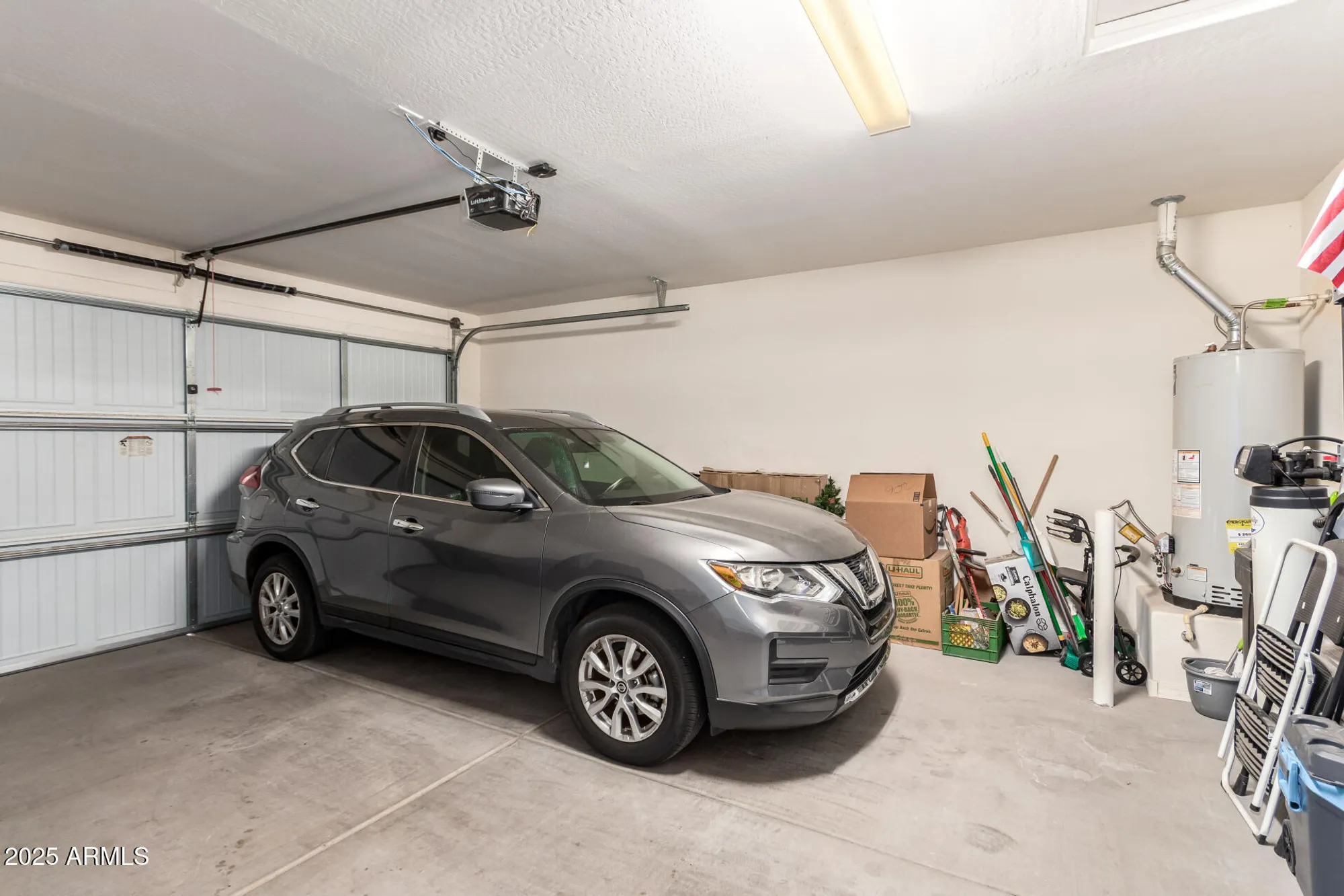 Property Slideshow image 23 of 42 | 10060 e tiger lily ave, Mesa, AZ, 85212