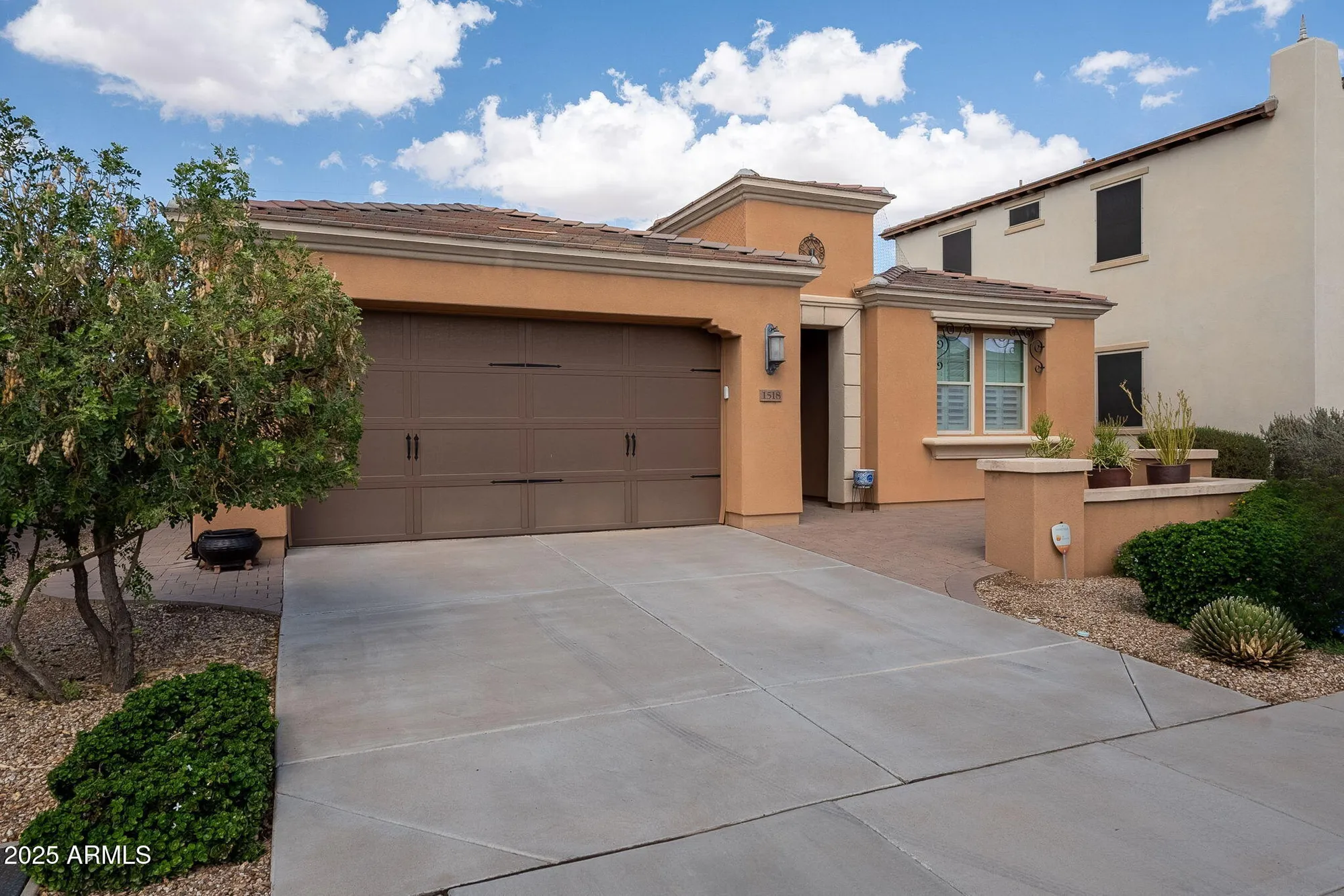 Property Slideshow image 2 of 53 | 1518 e copper holw, Queen Creek, AZ, 85140