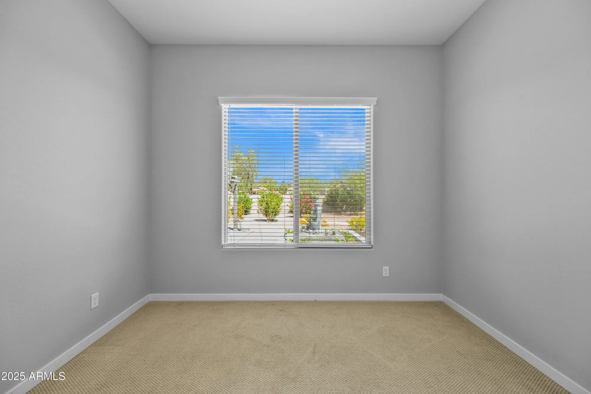 Property Slideshow image 19 of 48 | 41912 w sequoia dr, Maricopa, AZ, 85138