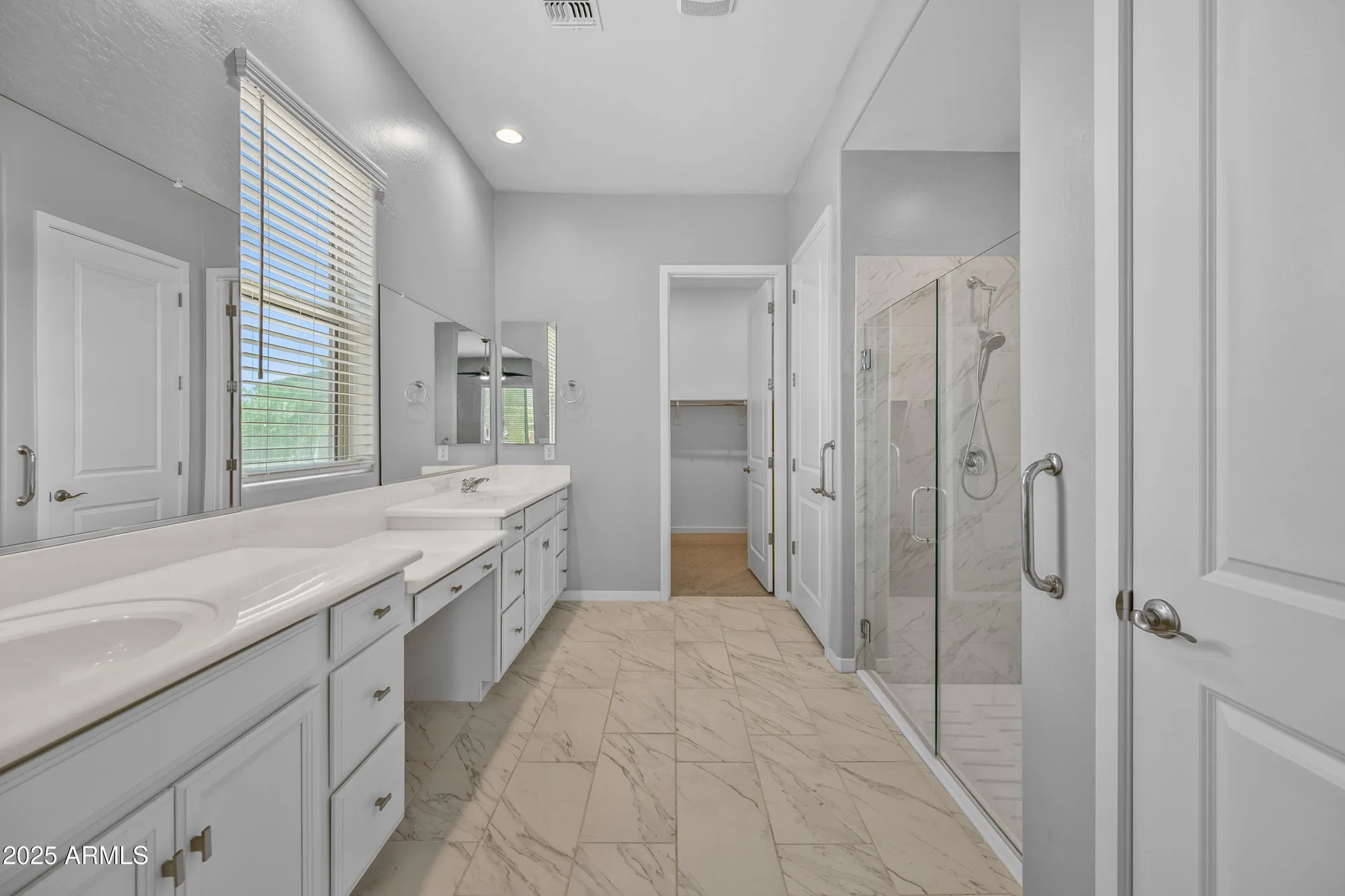 Property Slideshow image 16 of 48 | 41912 w sequoia dr, Maricopa, AZ, 85138
