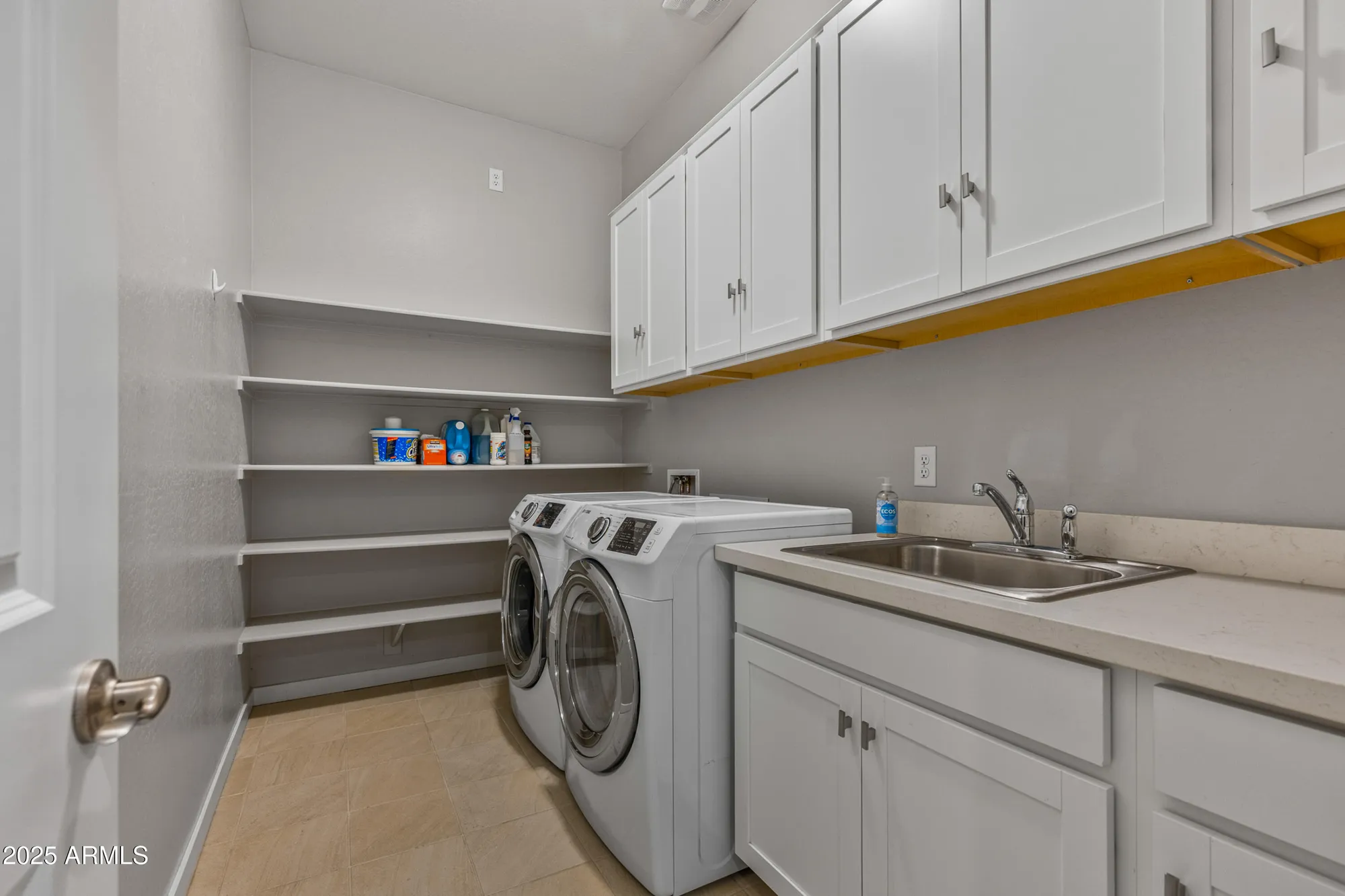 Property Slideshow image 12 of 48 | 41912 w sequoia dr, Maricopa, AZ, 85138