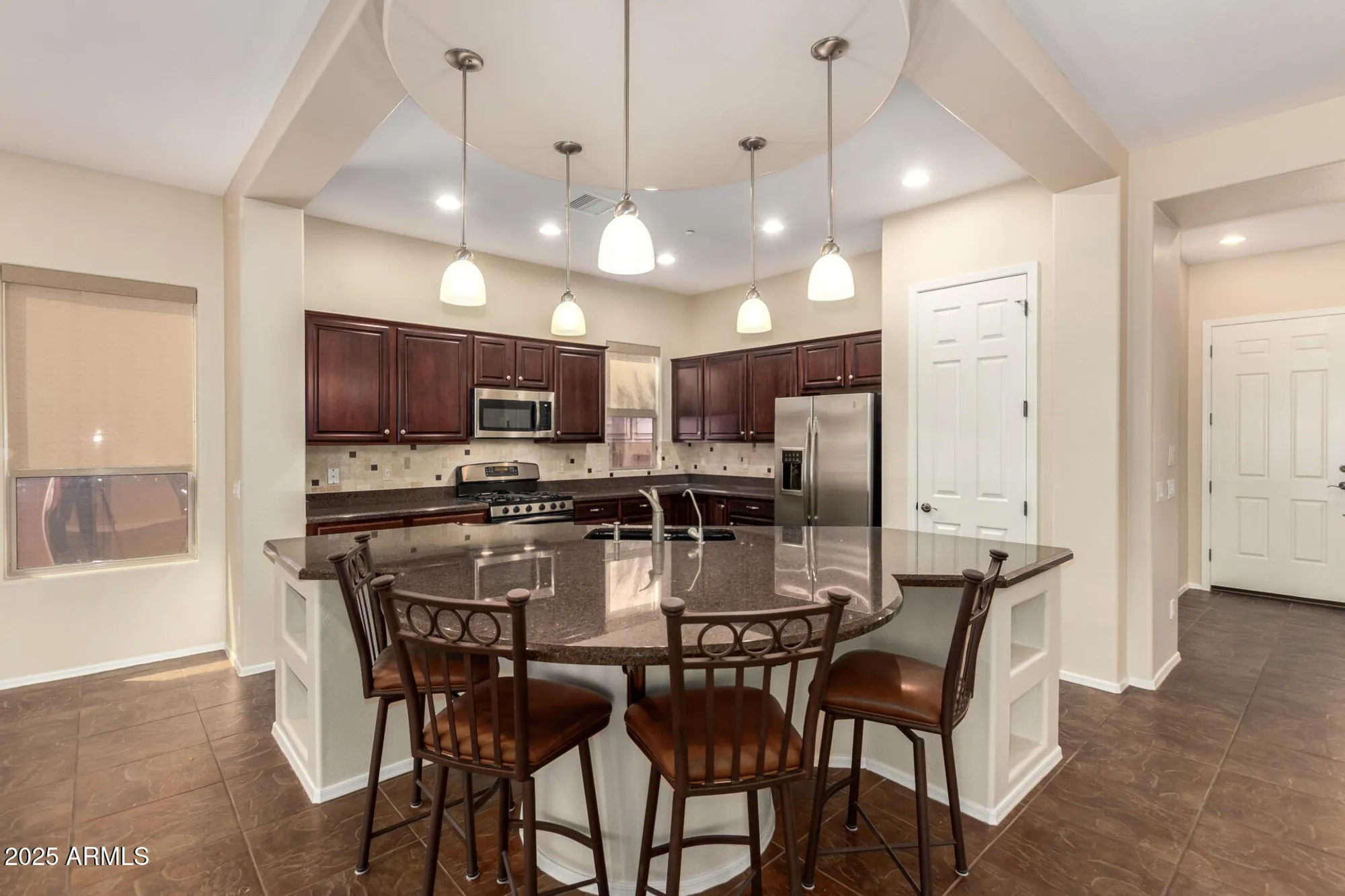 Property Slideshow image 12 of 46 | 12359 w rosewood ln, Peoria, AZ, 85383