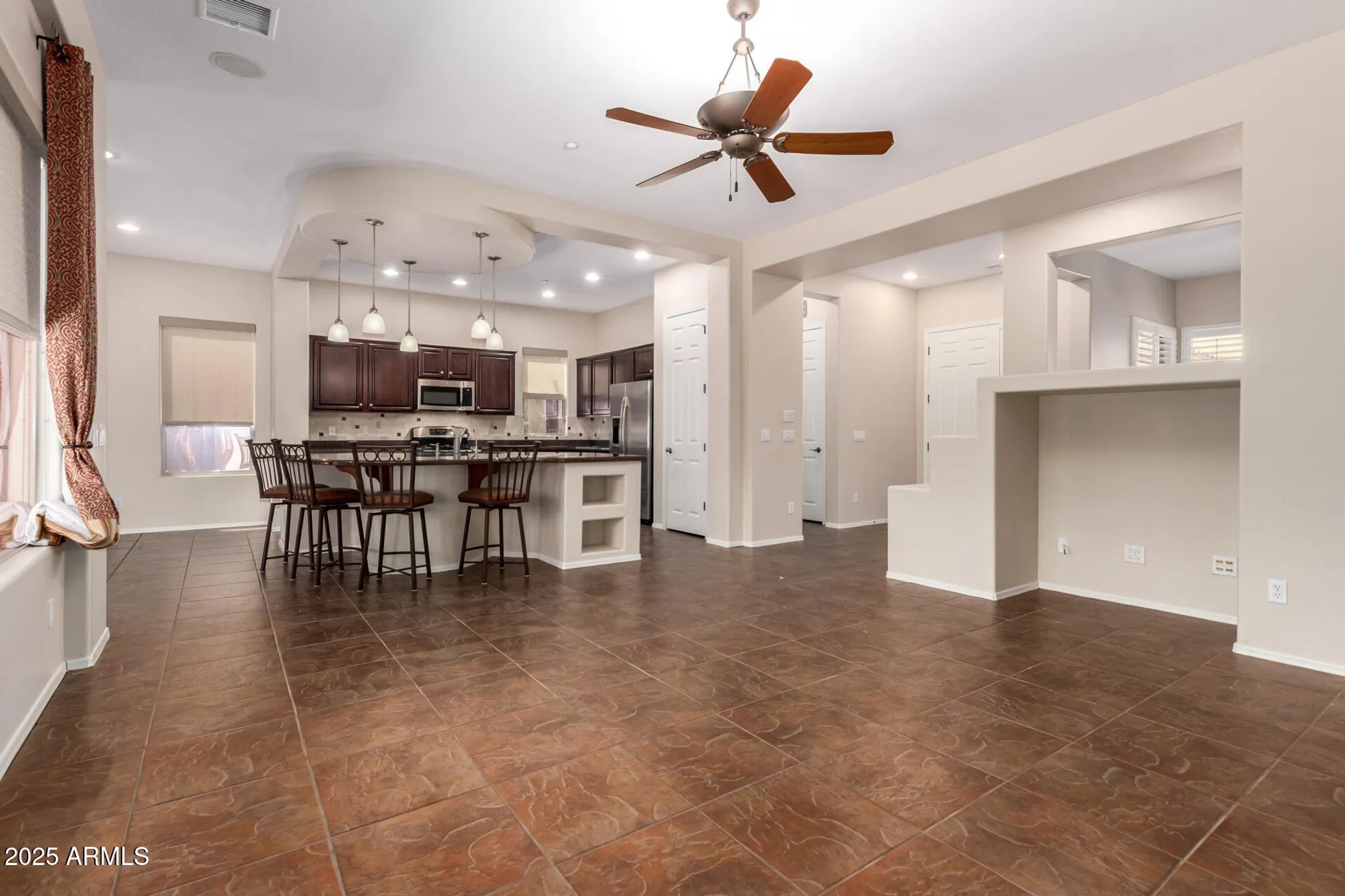 Property Slideshow image 7 of 46 | 12359 w rosewood ln, Peoria, AZ, 85383