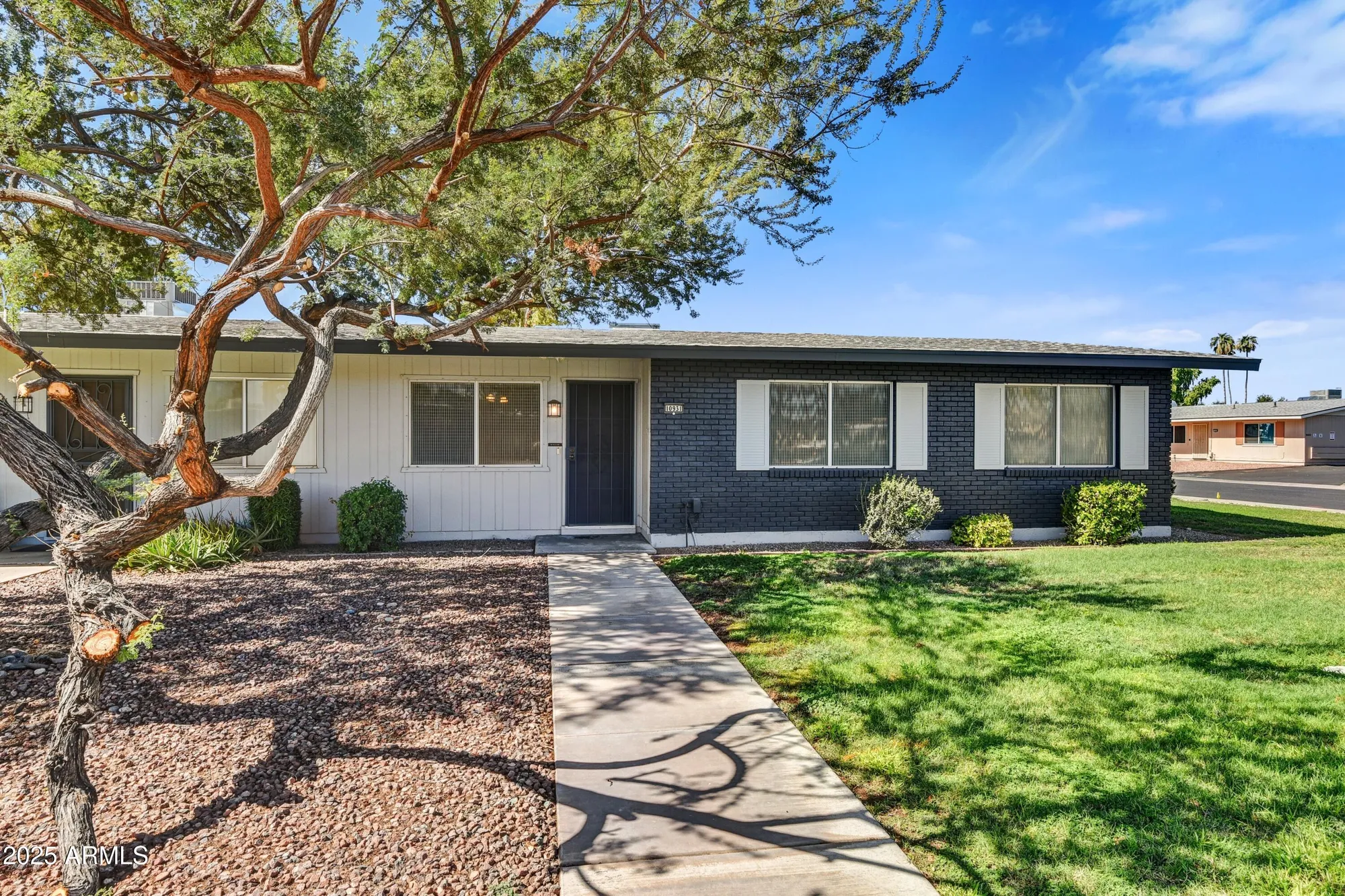 Property Slideshow image 1 of 20 | 10931 w thunderbird blvd, Sun City, AZ, 85351