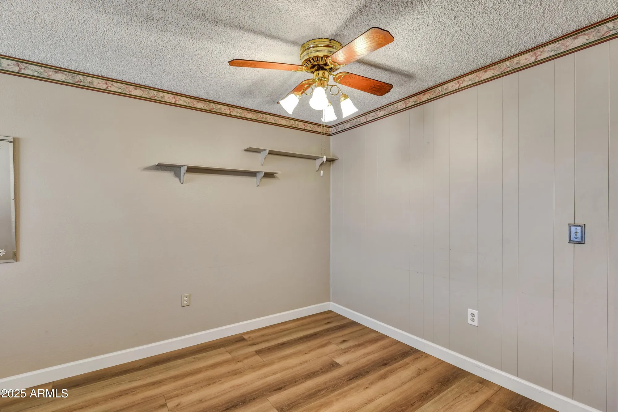 Property Slideshow image 6 of 20 | 10931 w thunderbird blvd, Sun City, AZ, 85351
