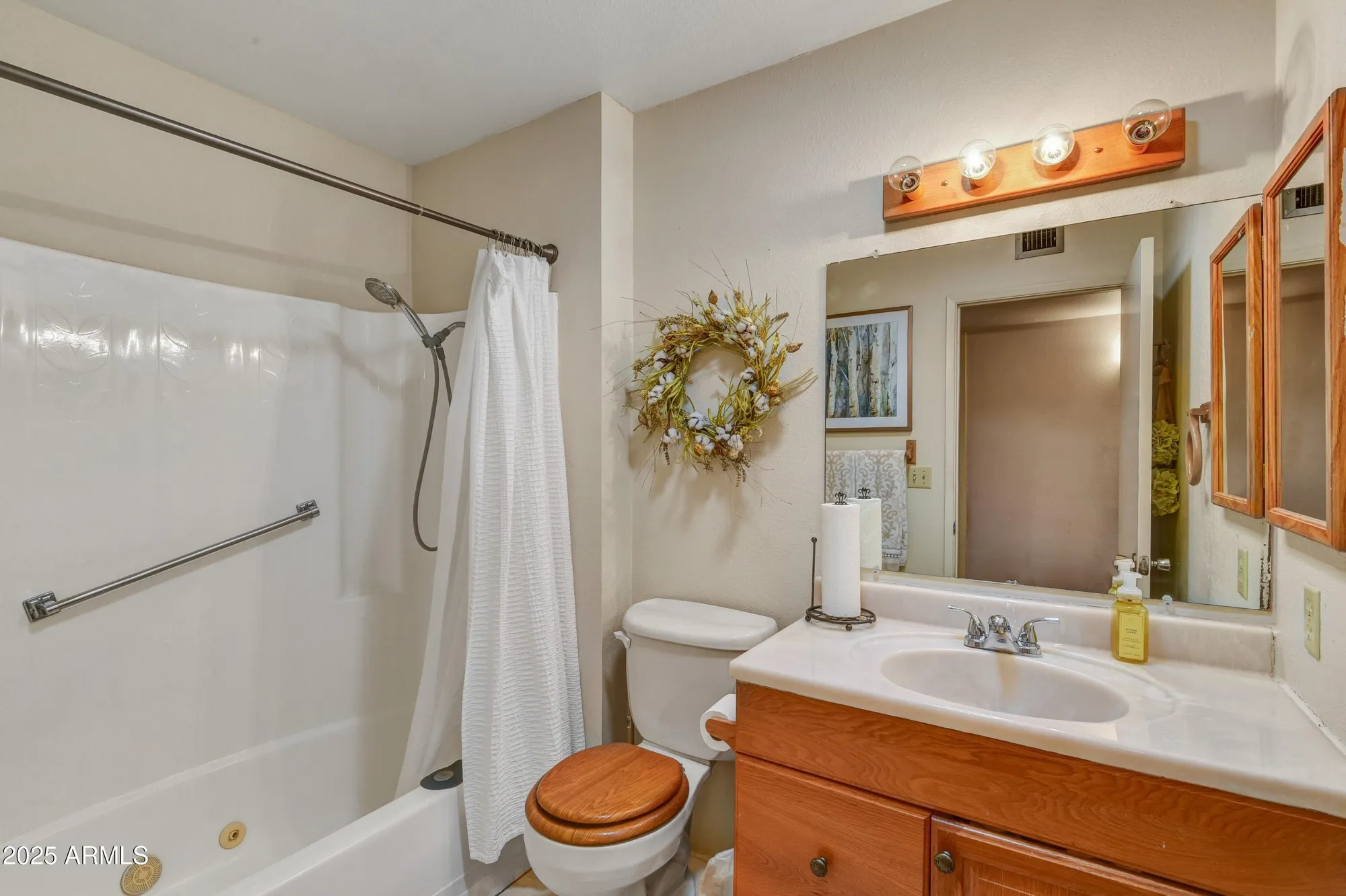 Property Slideshow image 17 of 20 | 10931 w thunderbird blvd, Sun City, AZ, 85351