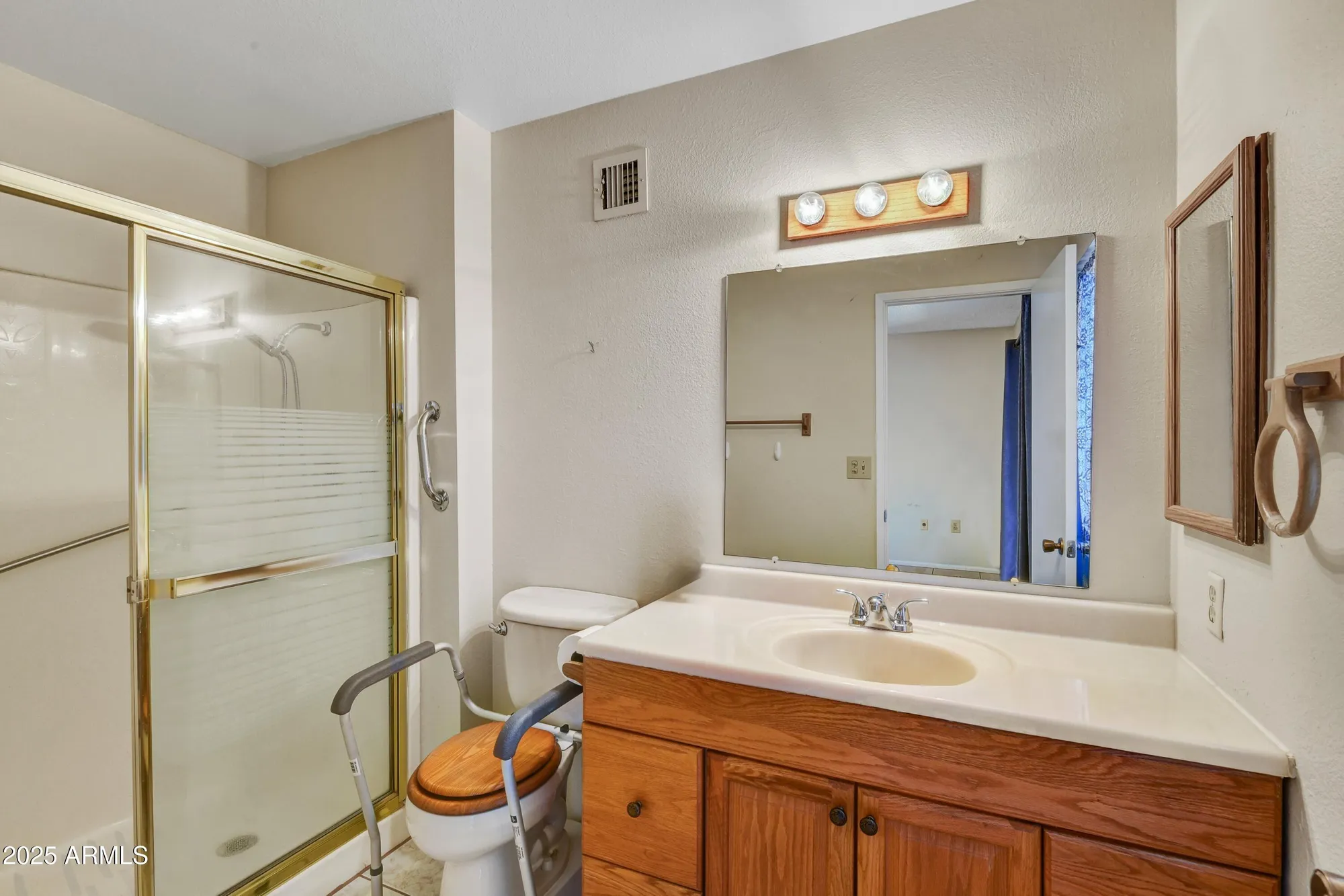 Property Slideshow image 14 of 20 | 10931 w thunderbird blvd, Sun City, AZ, 85351