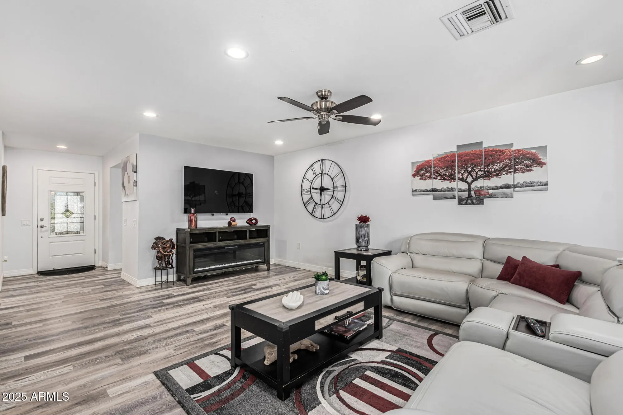 Property Slideshow image 3 of 35 | 10419 w tumblewood dr, Sun City, AZ, 85351