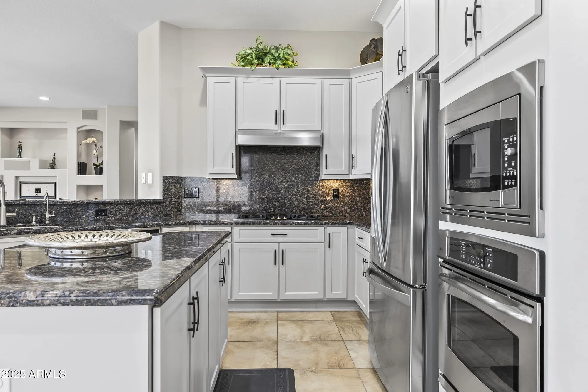 Property Slideshow image 12 of 62 | 21916 n pedregosa ct, Sun City West, AZ, 85375