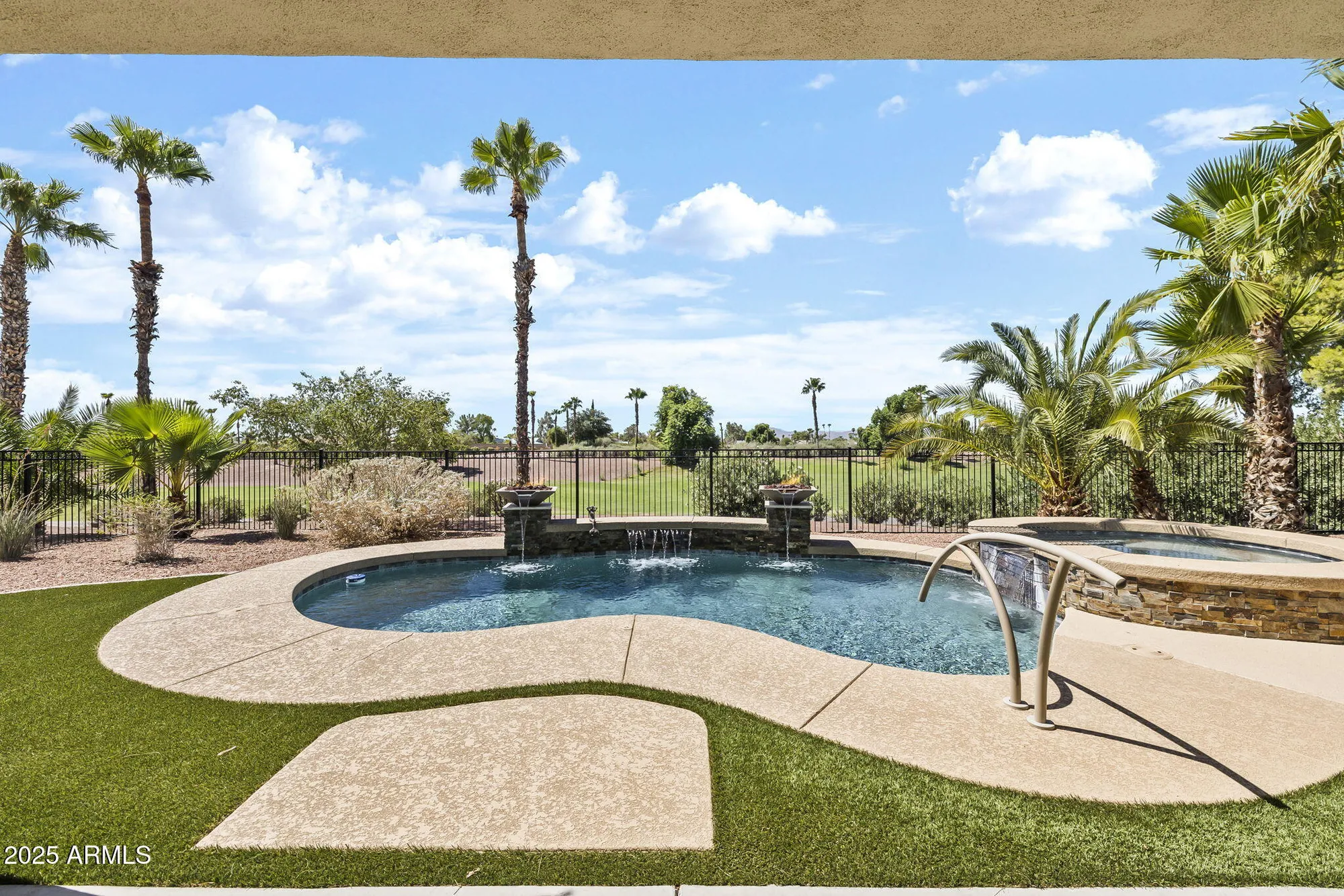 Property Slideshow image 28 of 62 | 21916 n pedregosa ct, Sun City West, AZ, 85375