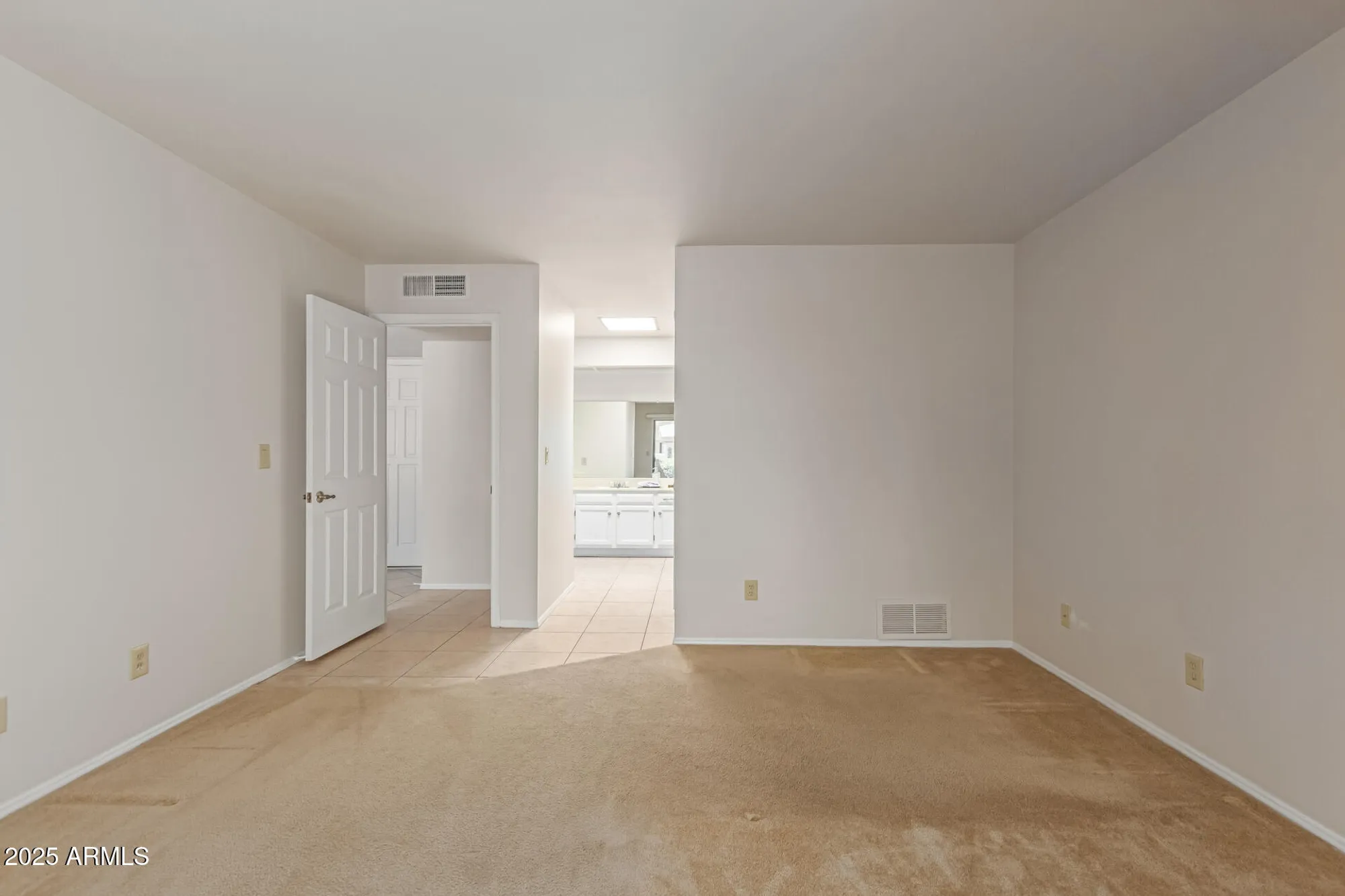 Property Slideshow image 15 of 27 | 19093 n 97th ln, Peoria, AZ, 85382