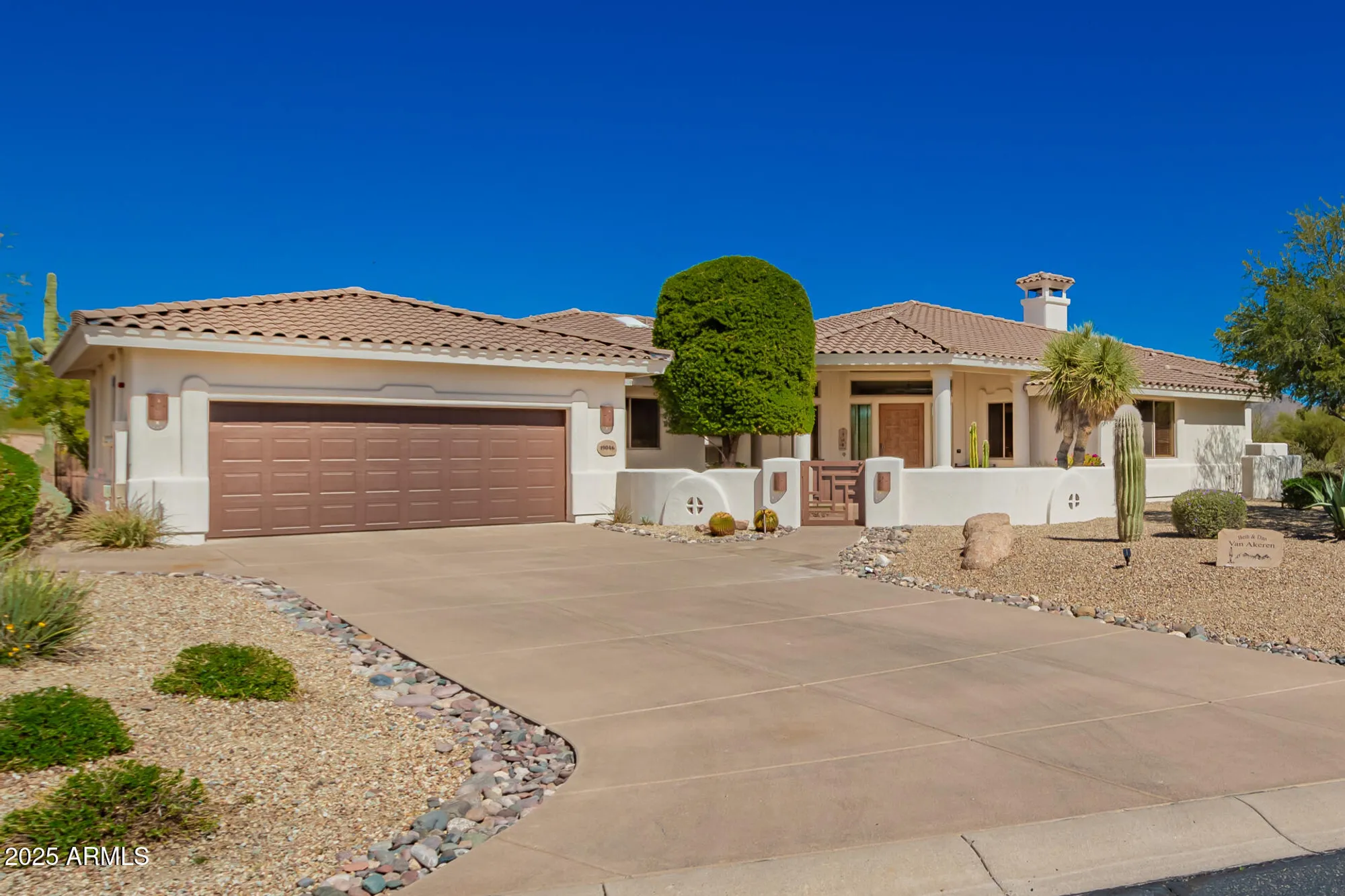 Property Slideshow image 6 of 70 | 19046 e tonto verde dr, Rio Verde, AZ, 85263