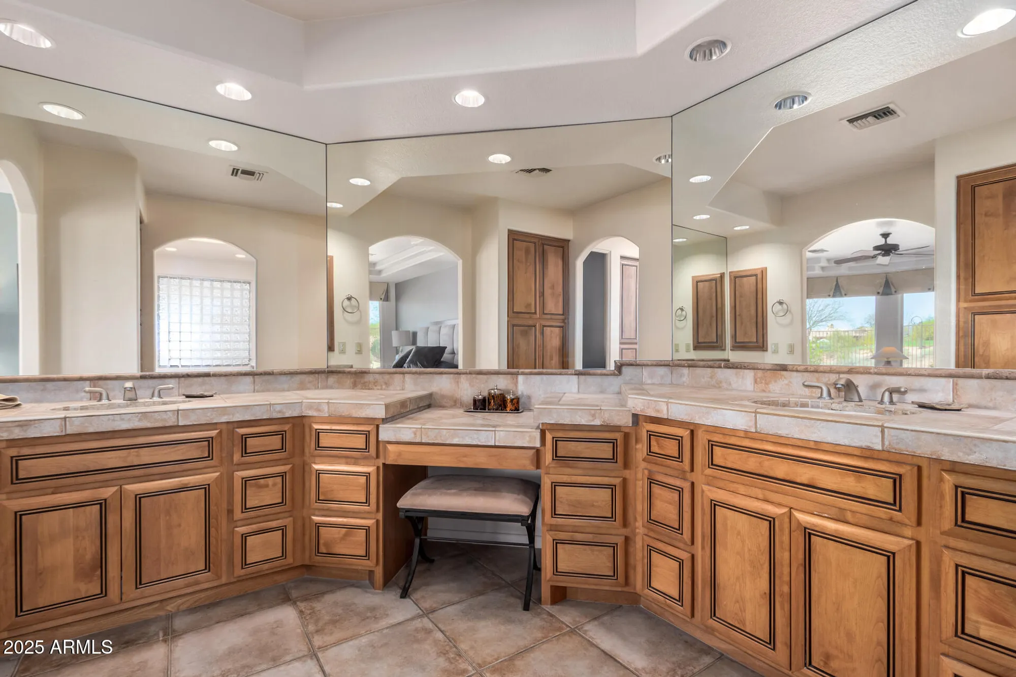 Property Slideshow image 23 of 70 | 19046 e tonto verde dr, Rio Verde, AZ, 85263