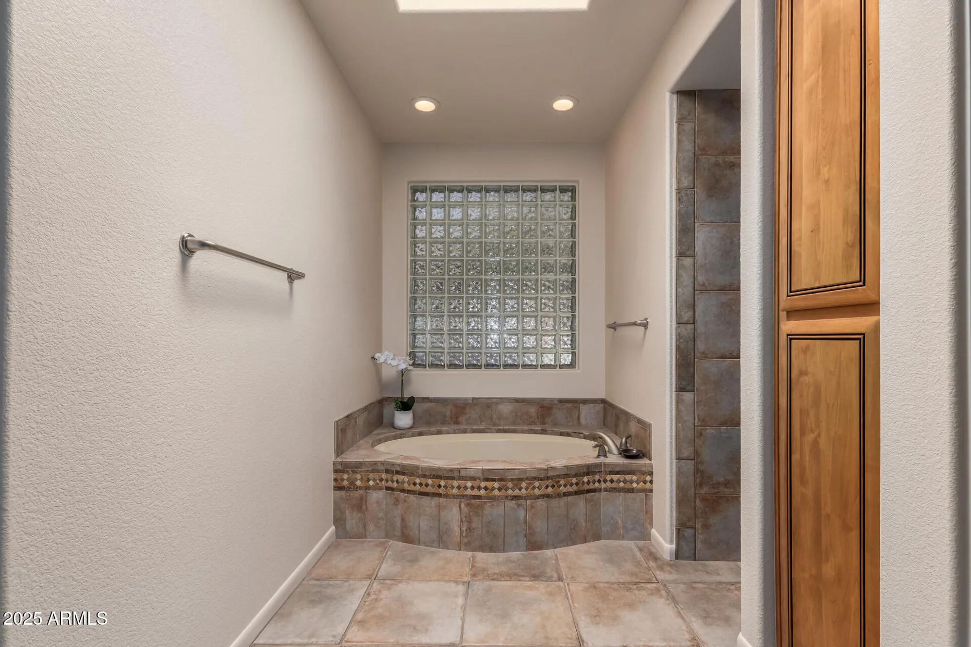 Property Slideshow image 25 of 70 | 19046 e tonto verde dr, Rio Verde, AZ, 85263