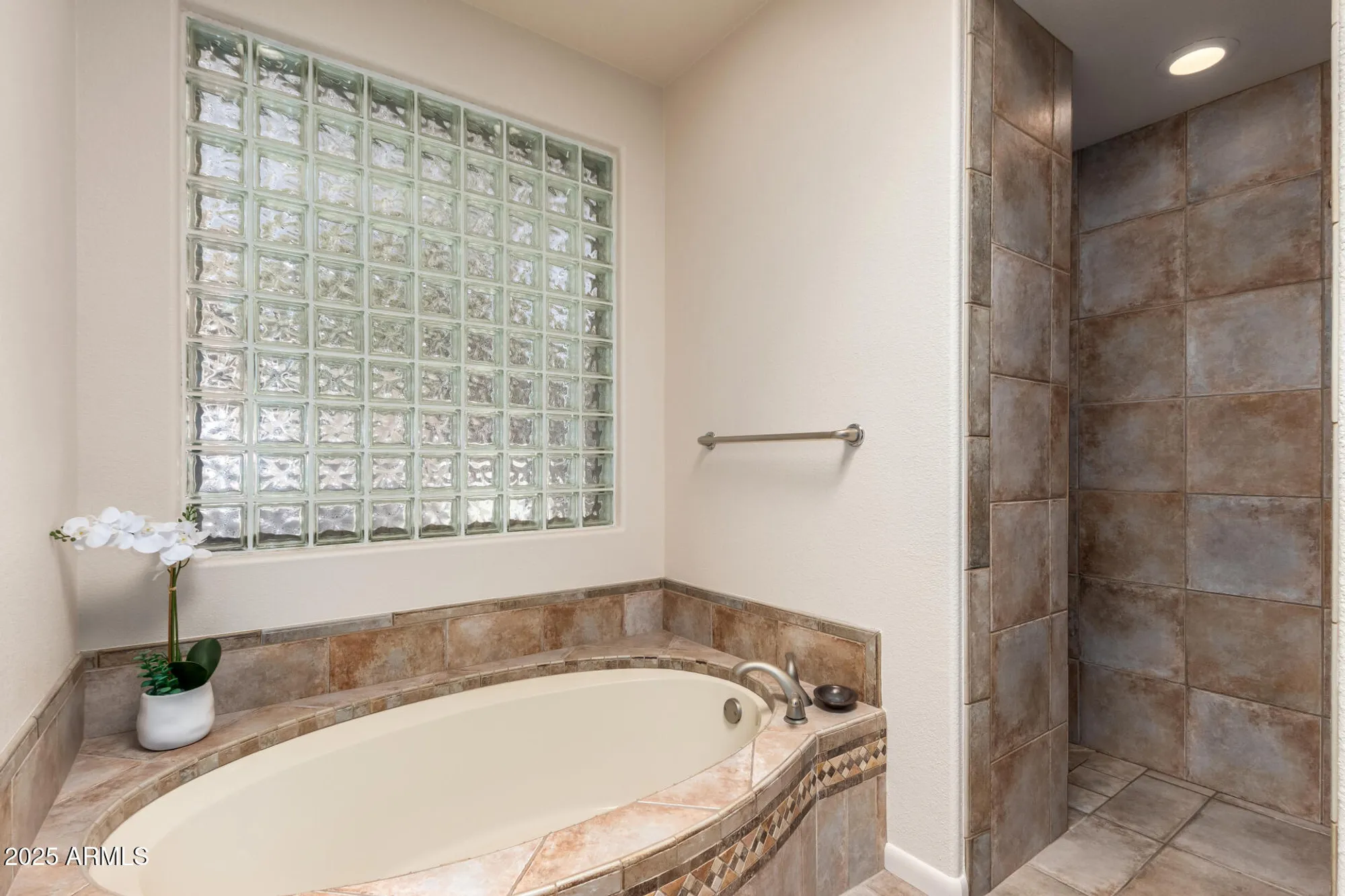Property Slideshow image 26 of 70 | 19046 e tonto verde dr, Rio Verde, AZ, 85263