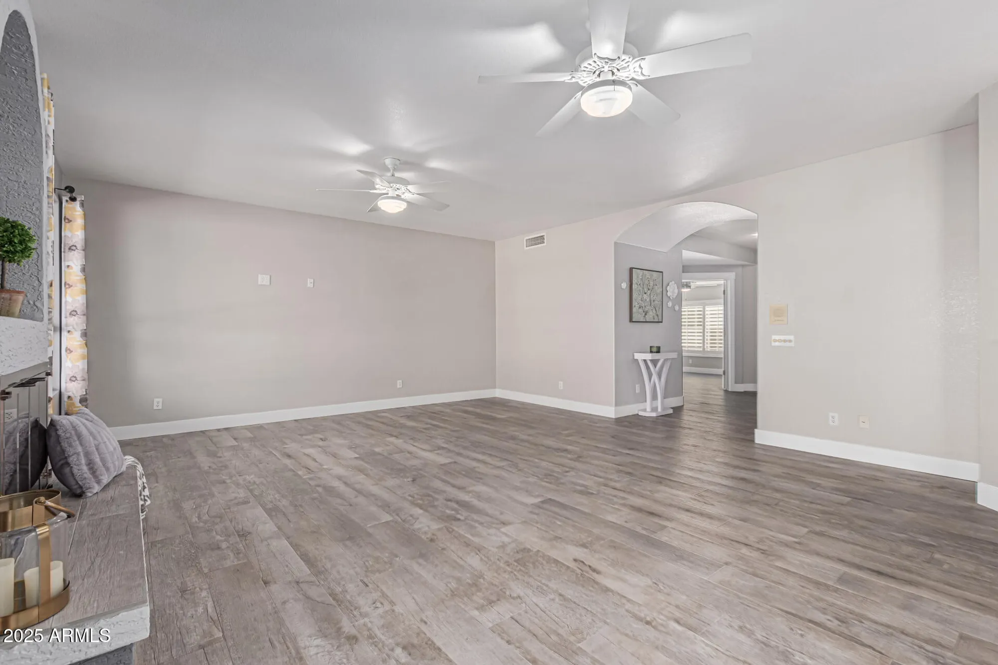 Property Slideshow image 5 of 36 | 14932 w whitton ave, Goodyear, AZ, 85395