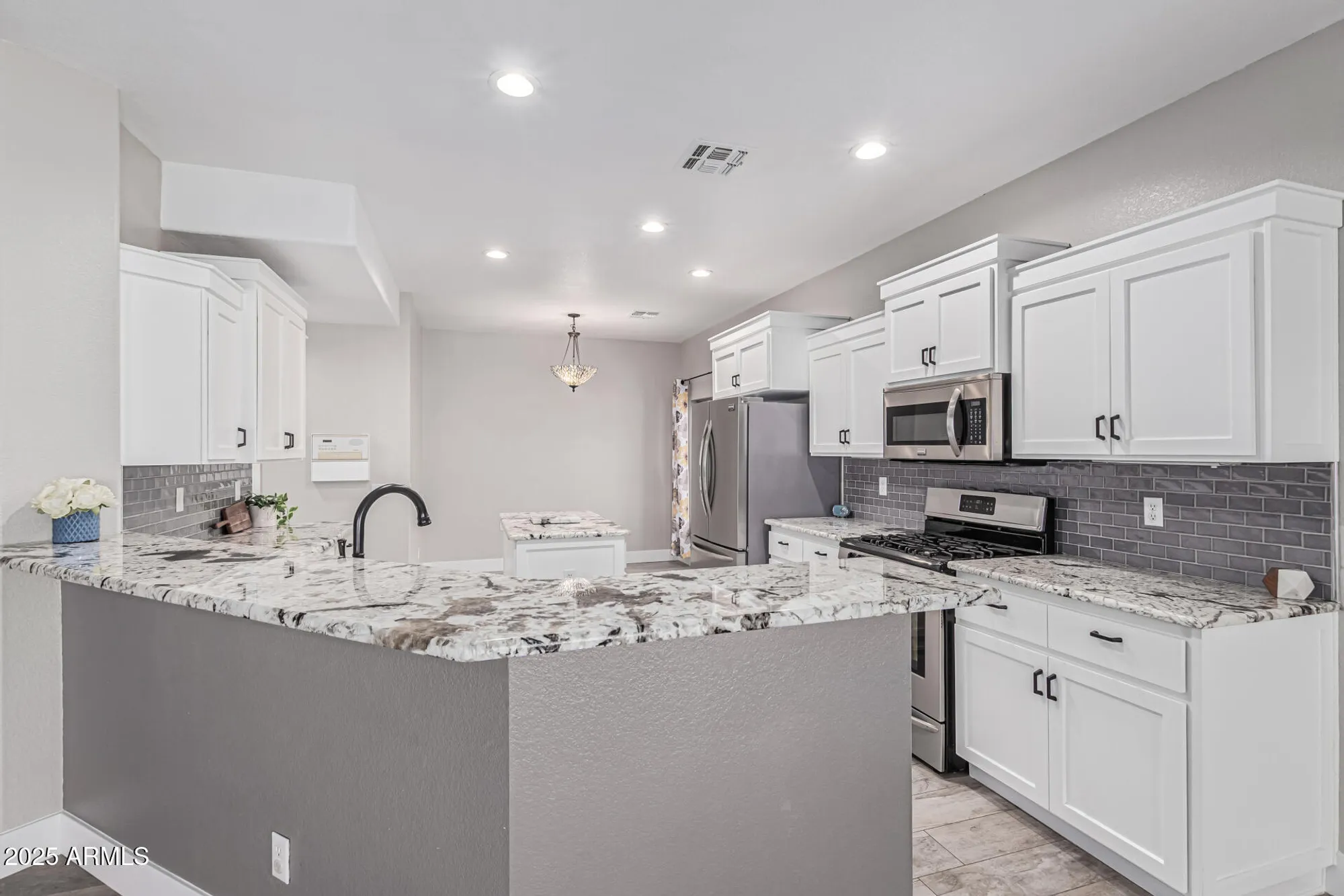 Property Slideshow image 11 of 36 | 14932 w whitton ave, Goodyear, AZ, 85395