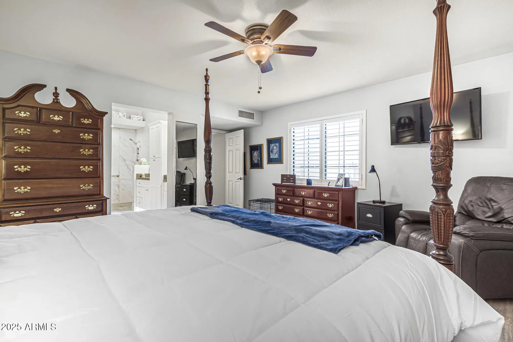 Property Slideshow image 16 of 45 | 18778 n 94th ave, Peoria, AZ, 85382