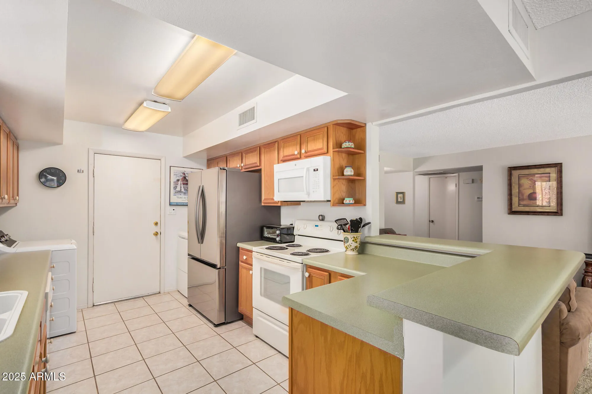 Property Slideshow image 11 of 71 | 9507 e sherwood way, Sun Lakes, AZ, 85248