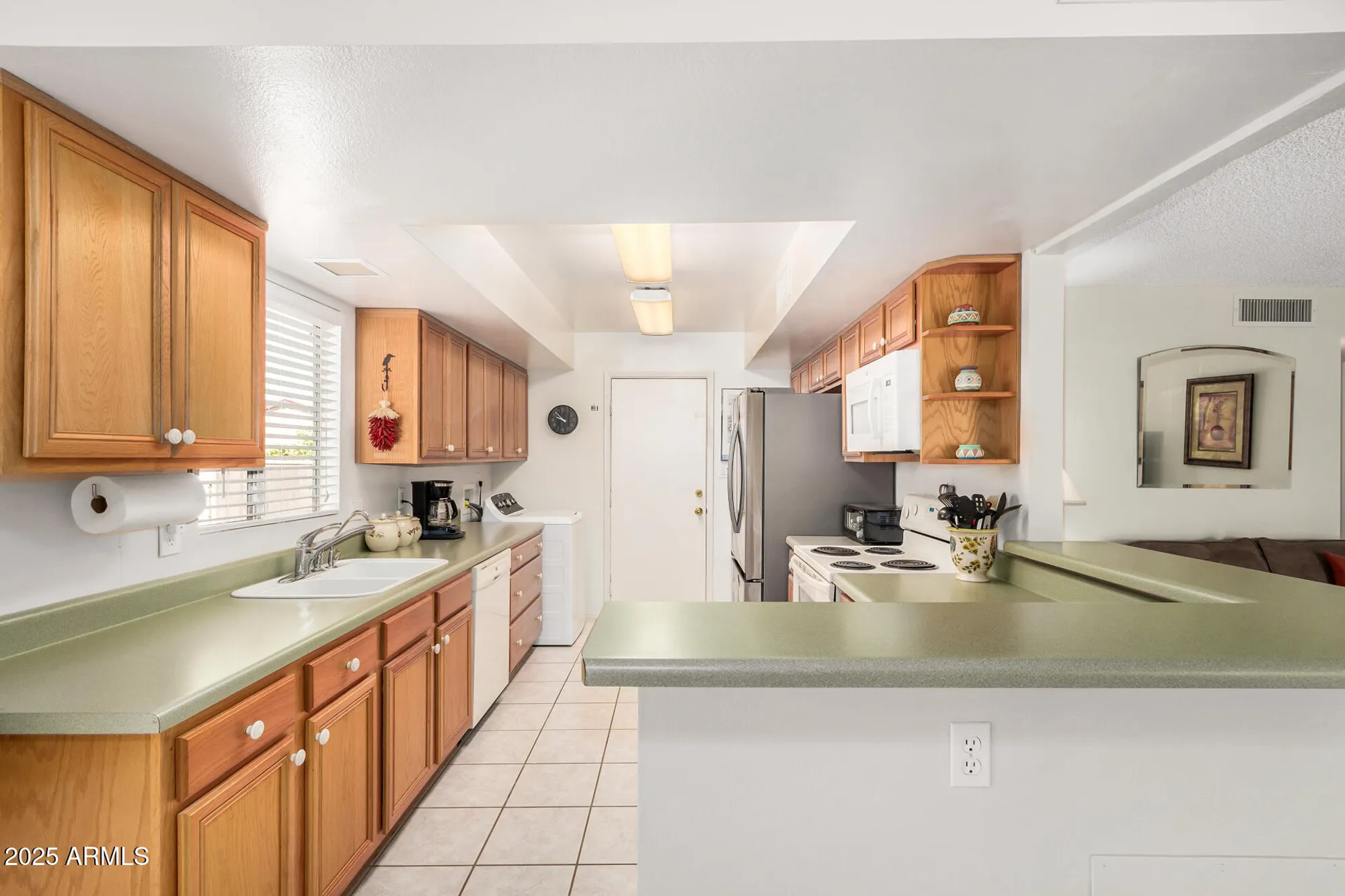 Property Slideshow image 12 of 71 | 9507 e sherwood way, Sun Lakes, AZ, 85248