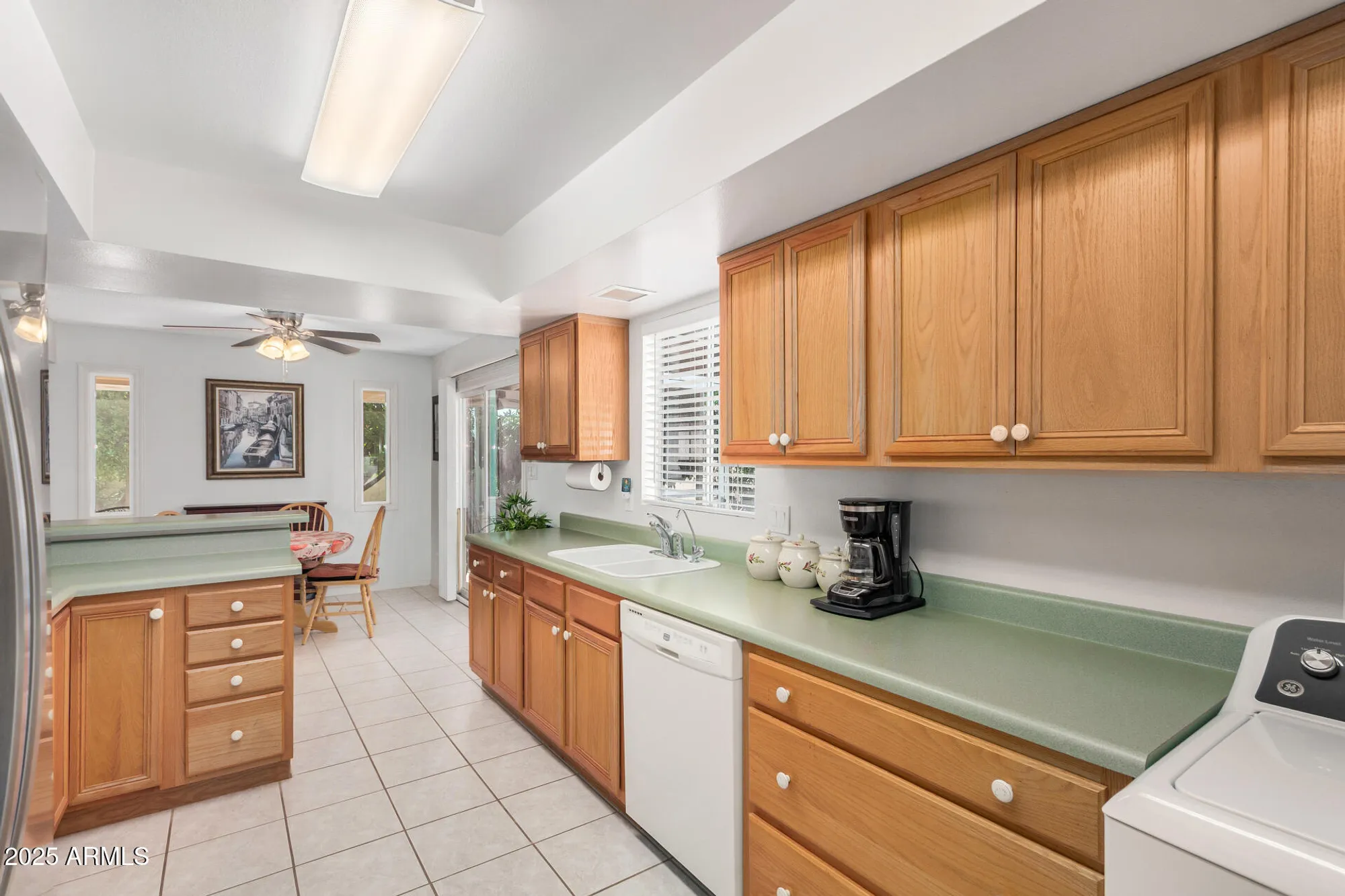 Property Slideshow image 10 of 71 | 9507 e sherwood way, Sun Lakes, AZ, 85248