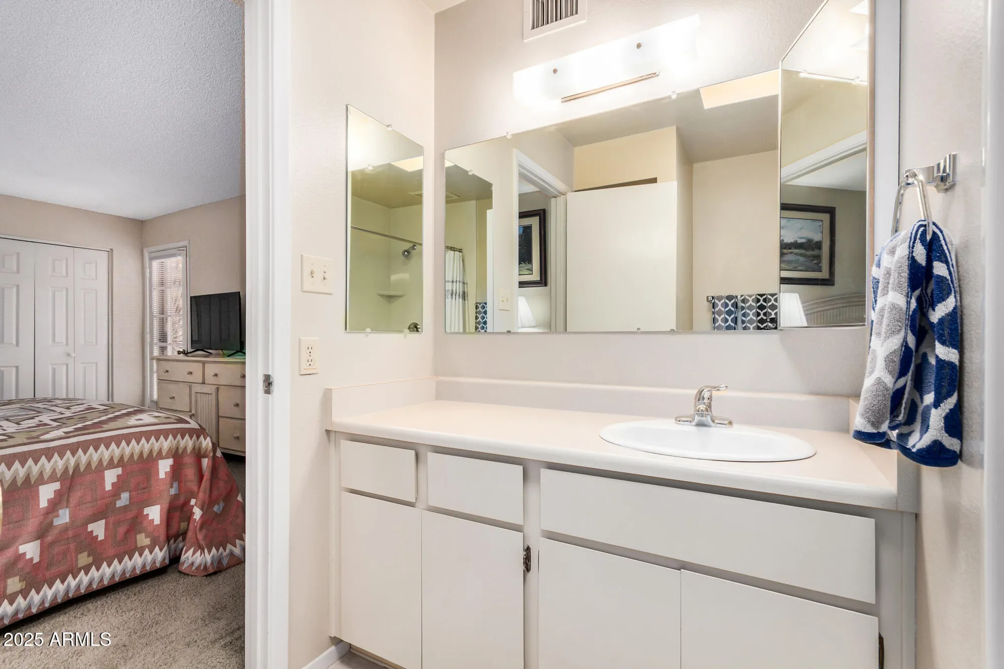 Property Slideshow image 18 of 71 | 9507 e sherwood way, Sun Lakes, AZ, 85248