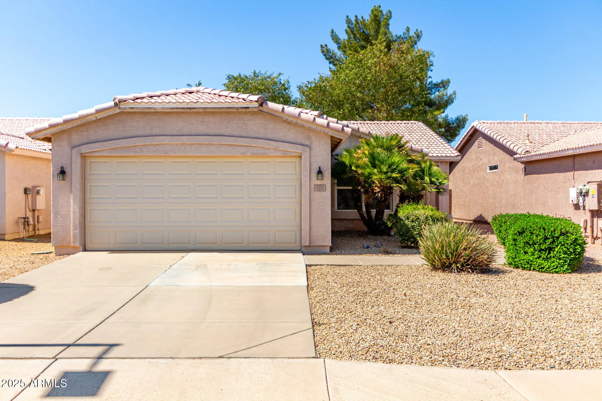 Property Slideshow image 7 of 44 | 6050 s windstream pl, Chandler, AZ, 85249