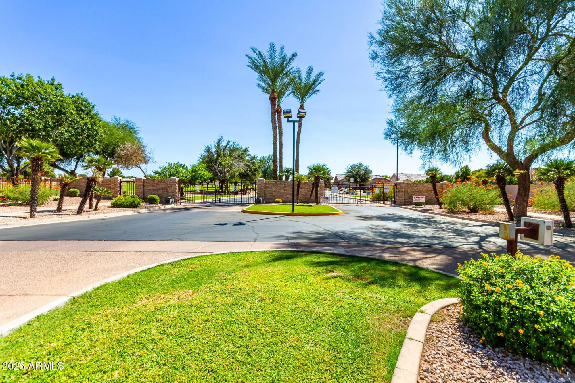 Property Slideshow image 3 of 44 | 6050 s windstream pl, Chandler, AZ, 85249