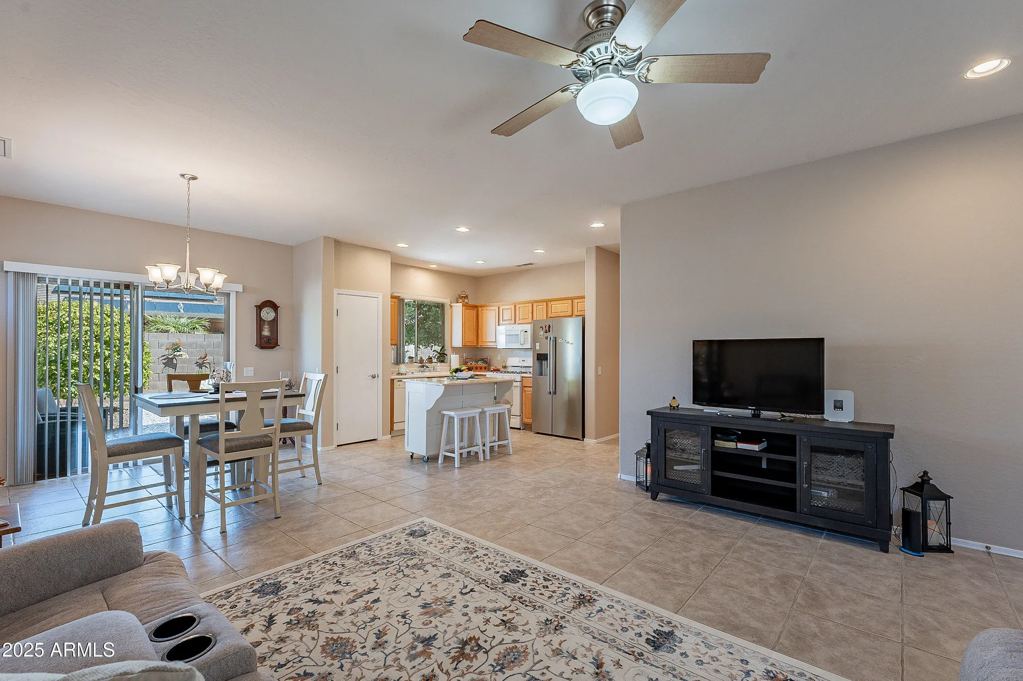 Property Slideshow image 22 of 26 | 16916 w eureka springs dr, Surprise, AZ, 85387