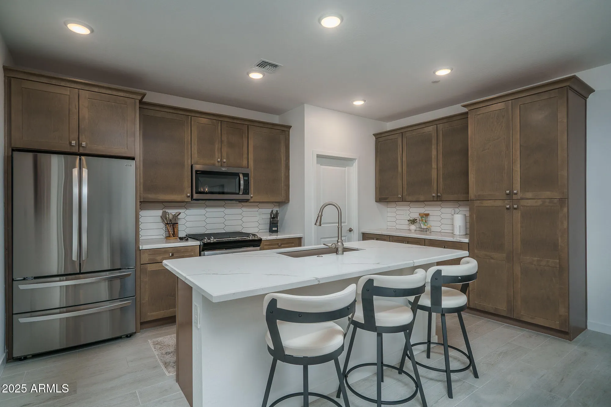 Property Slideshow image 8 of 37 | 20591 w ormondo way, Buckeye, AZ, 85396