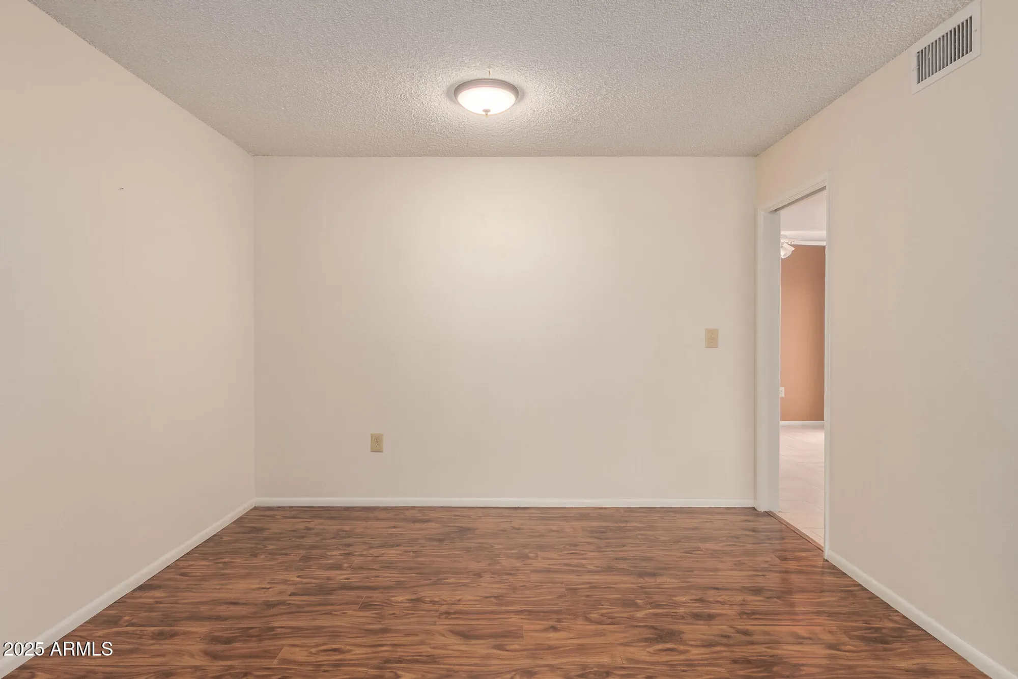 Property Slideshow image 12 of 36 | 10439 w kingswood cir, Sun City, AZ, 85351