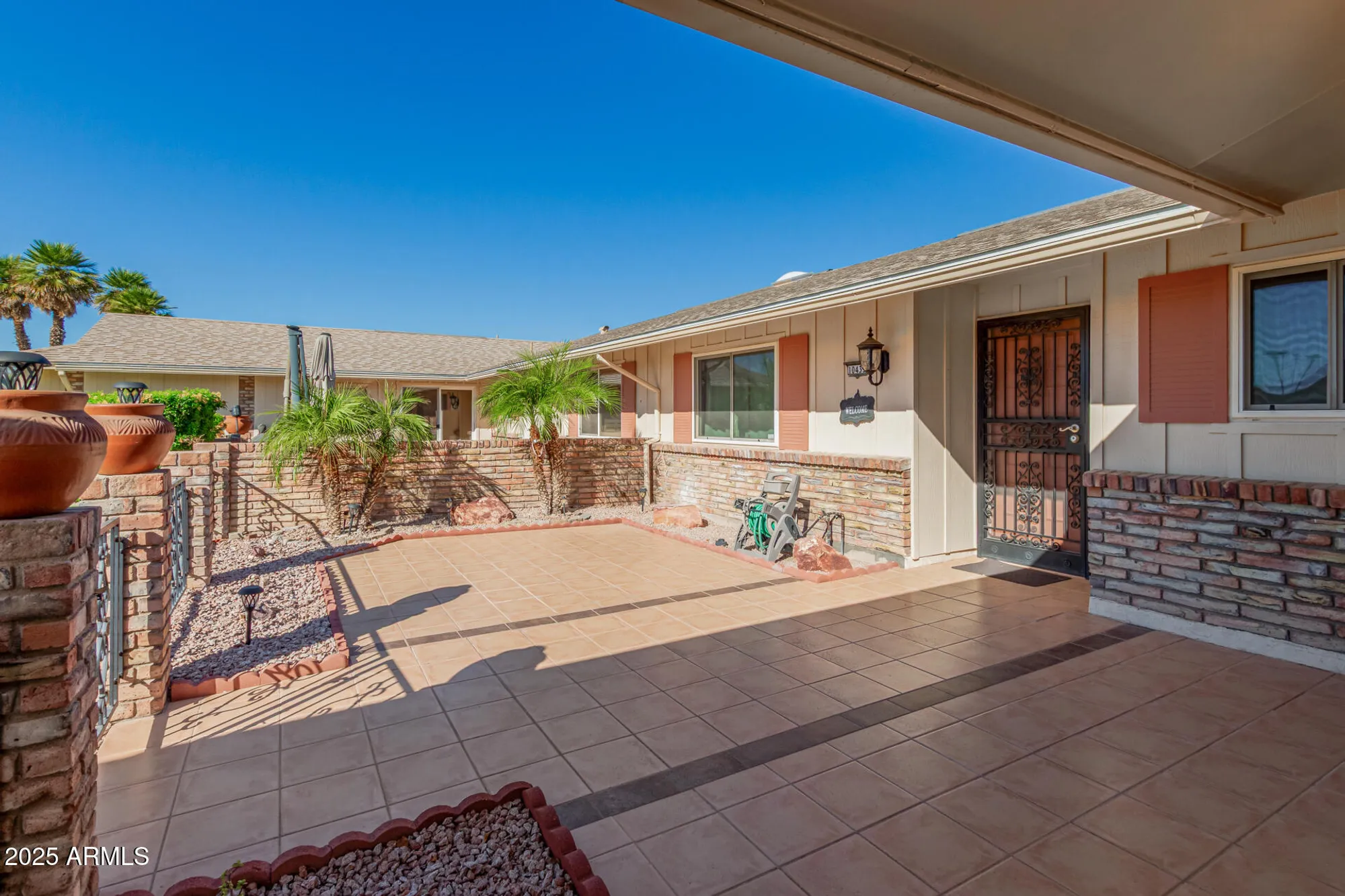 Property Slideshow image 8 of 36 | 10439 w kingswood cir, Sun City, AZ, 85351