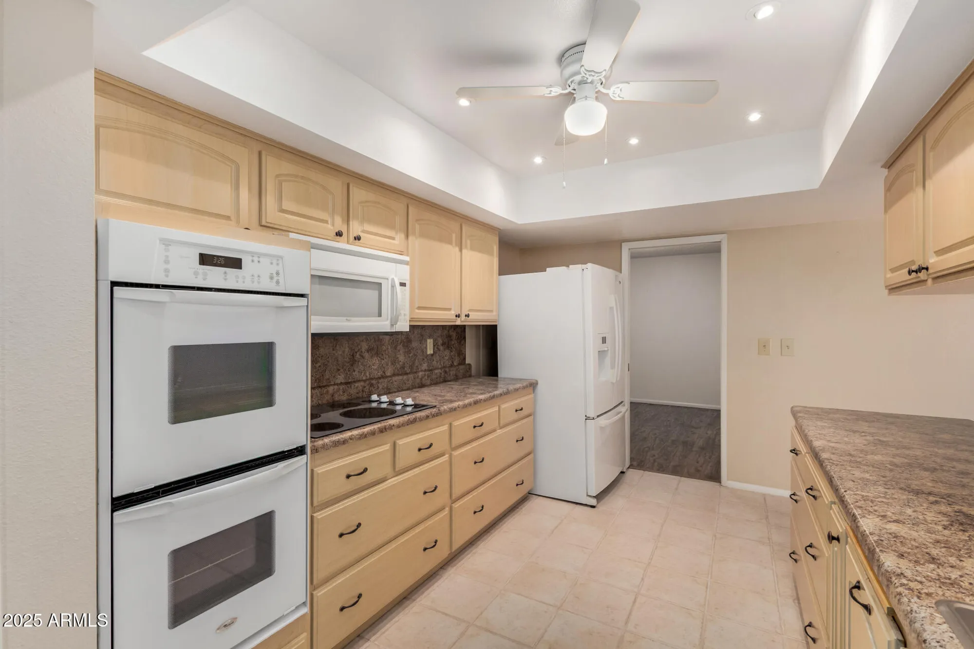 Property Slideshow image 19 of 36 | 10439 w kingswood cir, Sun City, AZ, 85351