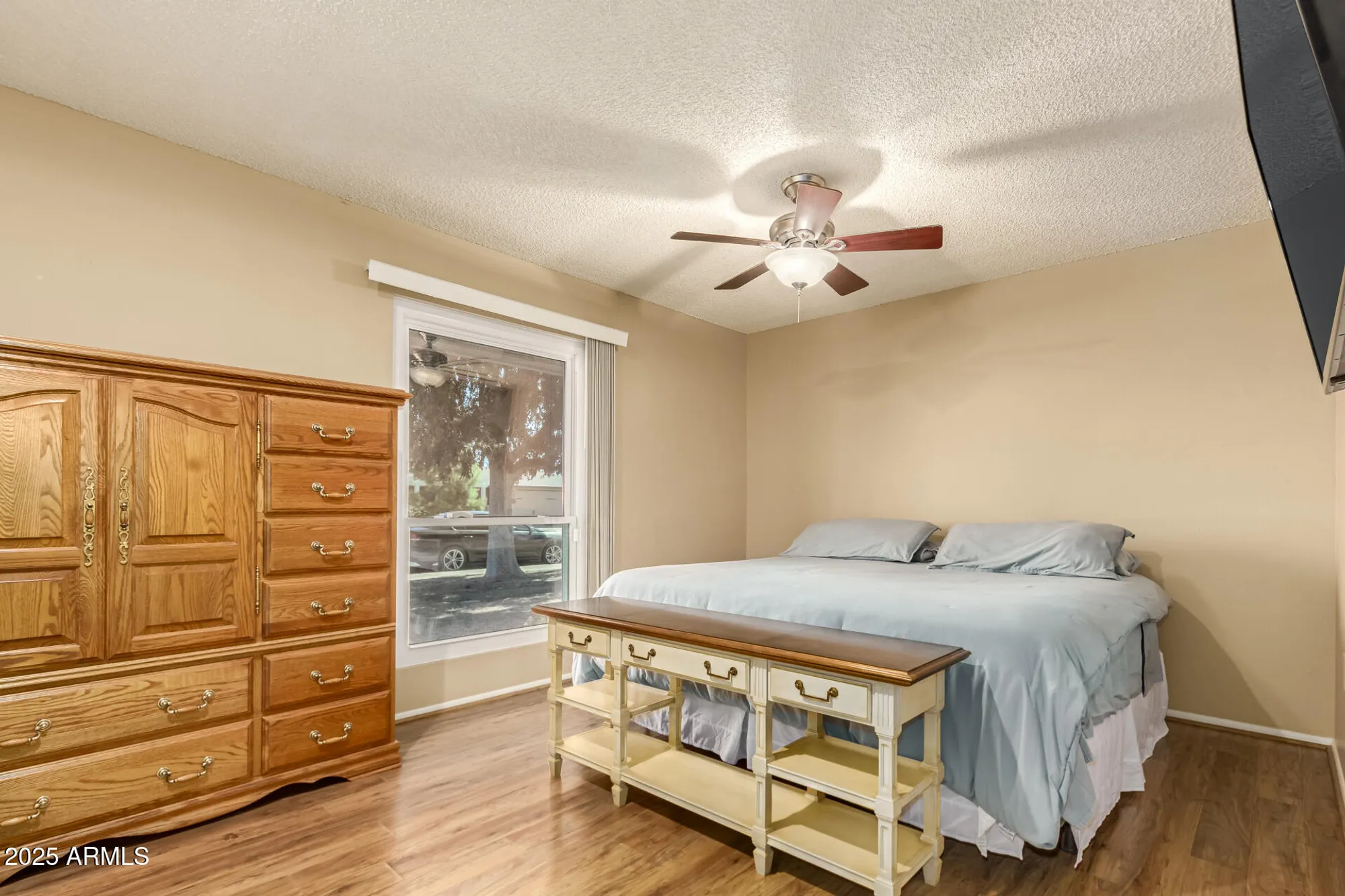 Property Slideshow image 20 of 32 | 10215 w kingswood cir, Sun City, AZ, 85351