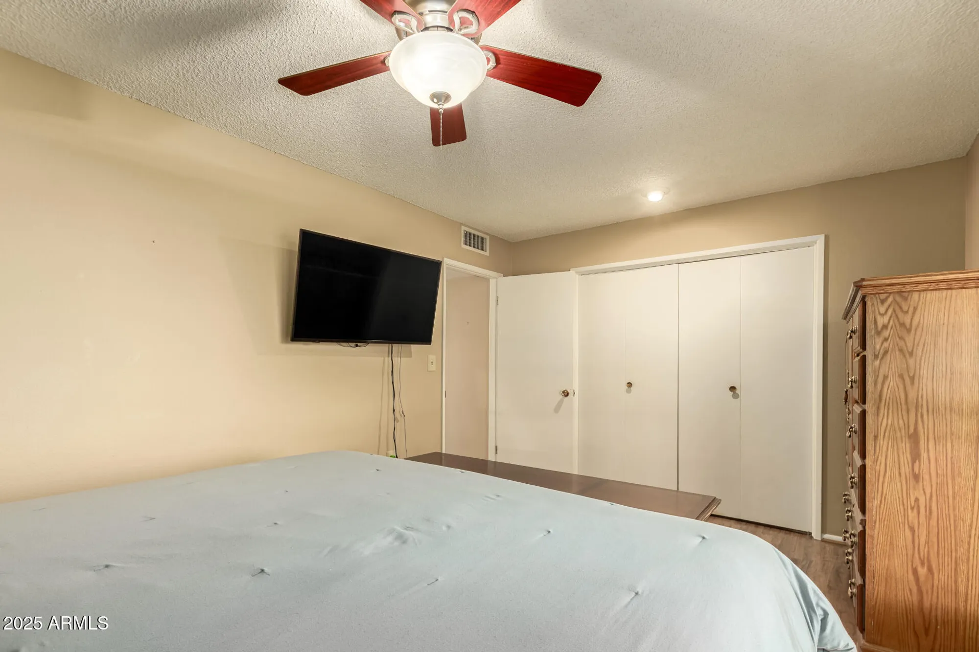 Property Slideshow image 22 of 32 | 10215 w kingswood cir, Sun City, AZ, 85351