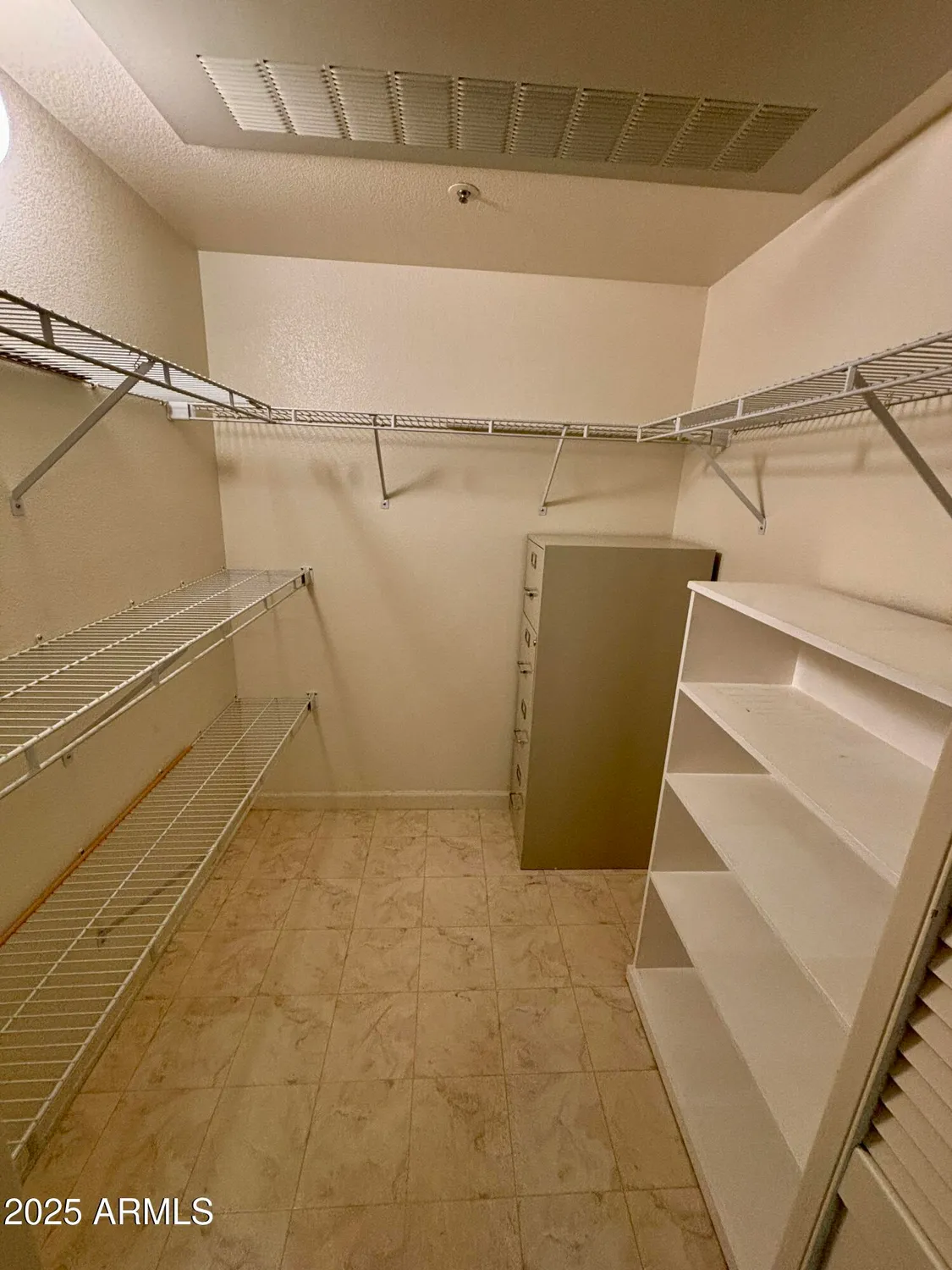 Property Slideshow image 7 of 19 | 10330 w thunderbird blvd a316, Sun City, AZ, 85351