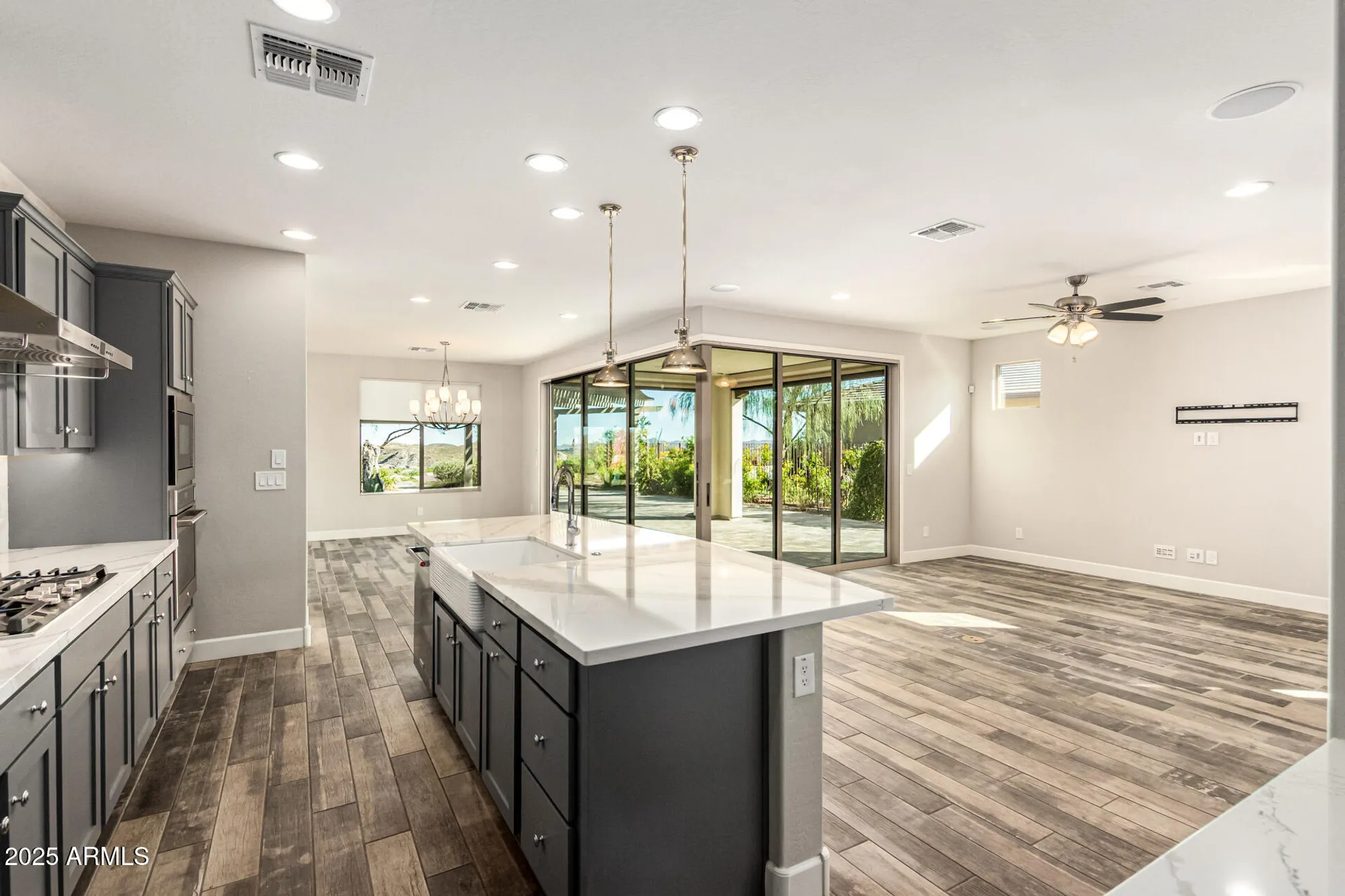 Property Slideshow image 1 of 101 | 4413 noble dr, Wickenburg, AZ, 85390