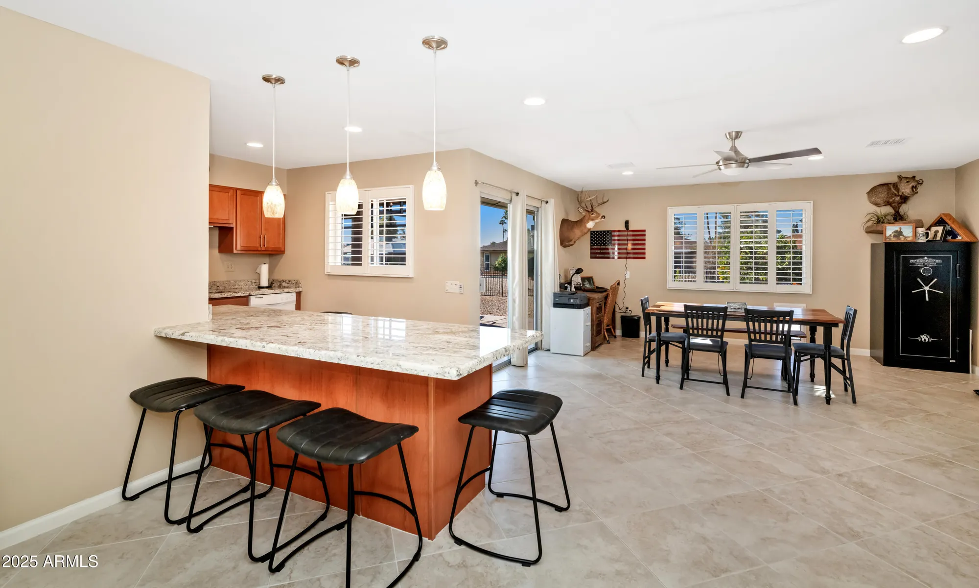 Property Slideshow image 3 of 26 | 9535 w willowbrook dr, Sun City, AZ, 85373