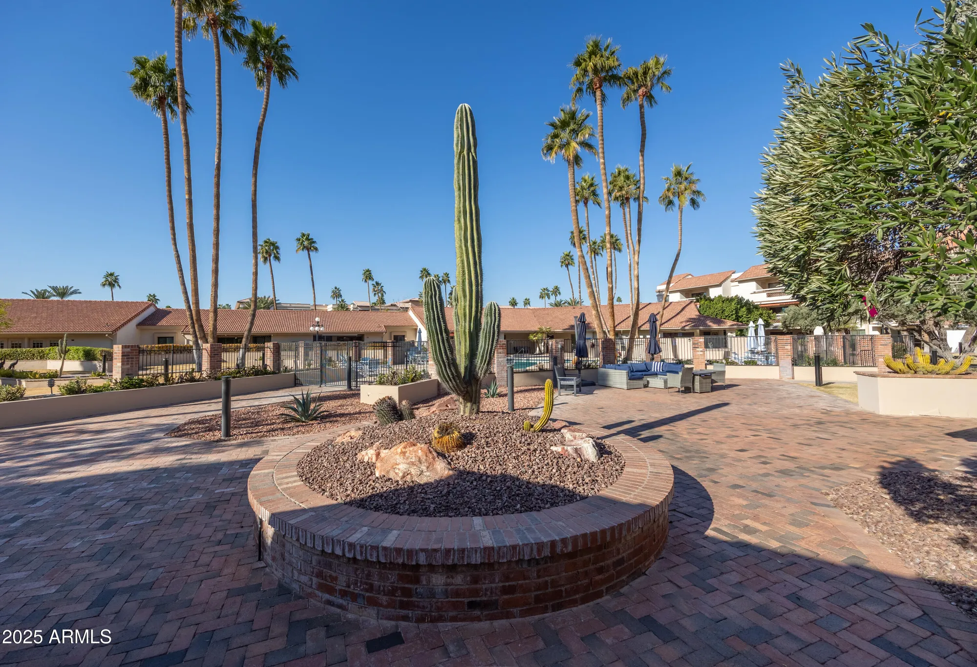 Property Slideshow image 22 of 27 | 17404 n 99th ave 137, Sun City, AZ, 85373