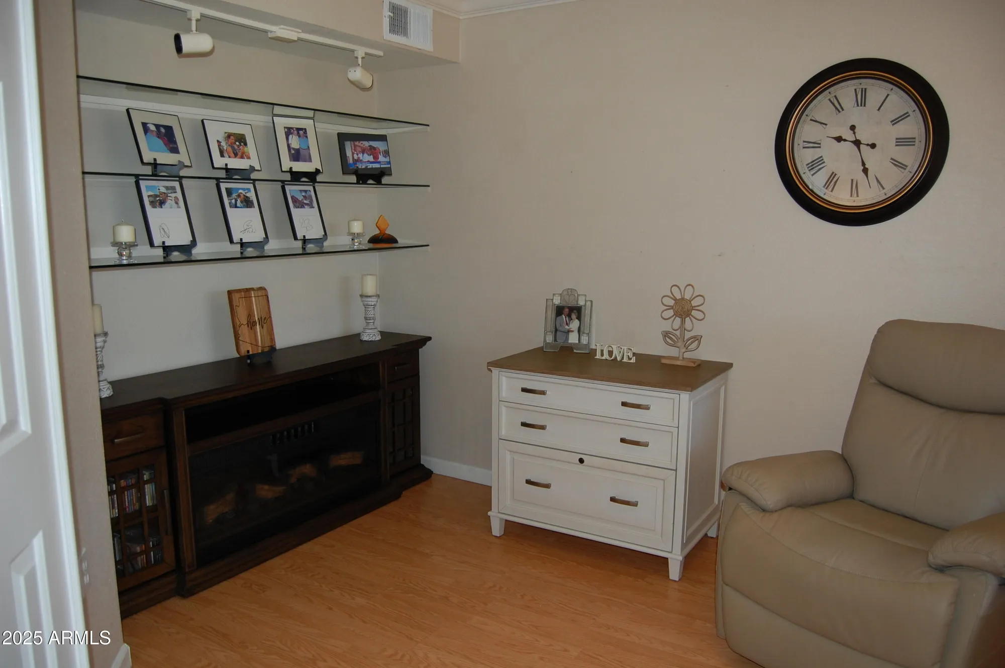 Property Slideshow image 15 of 32 | 17404 n 99th ave unit 131, Sun City, AZ, 85373