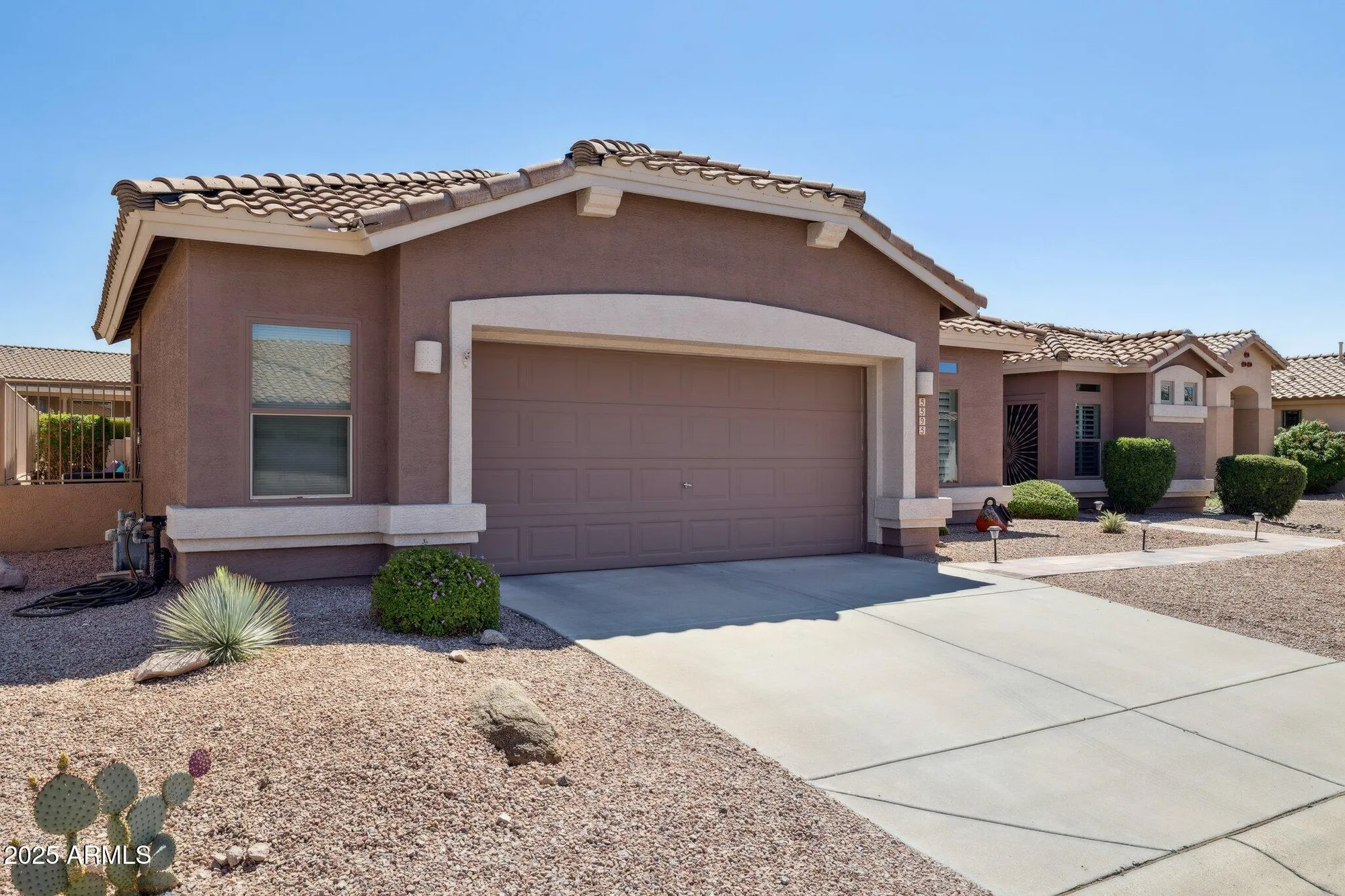 Property Slideshow image 2 of 36 | 5595 s indigo dr, Gold Canyon, AZ, 85118