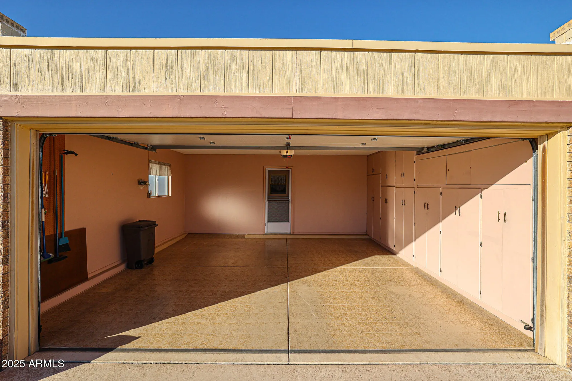 Property Slideshow image 11 of 33 | 14618 n shiprock dr, Sun City, AZ, 85351