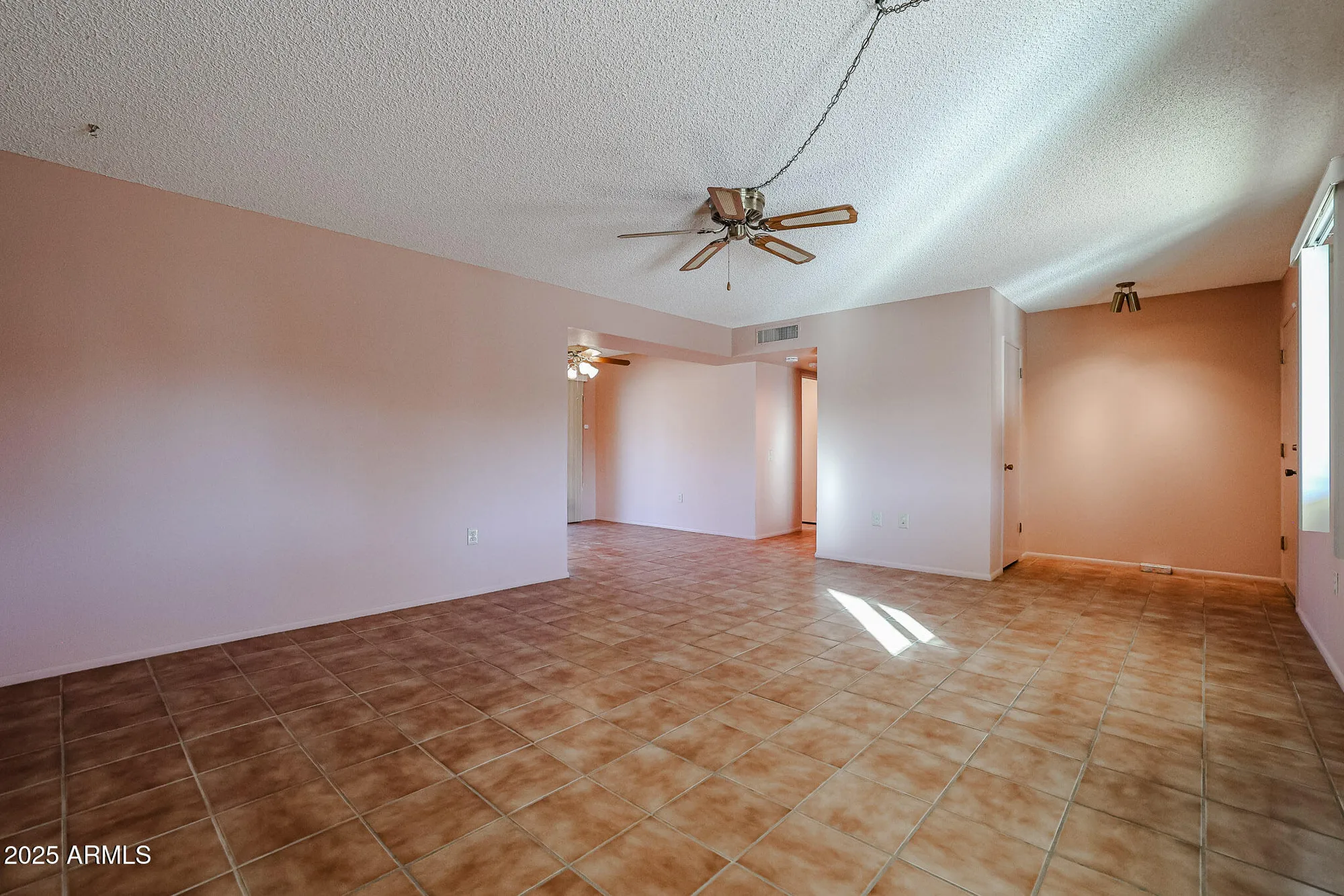 Property Slideshow image 15 of 33 | 14618 n shiprock dr, Sun City, AZ, 85351