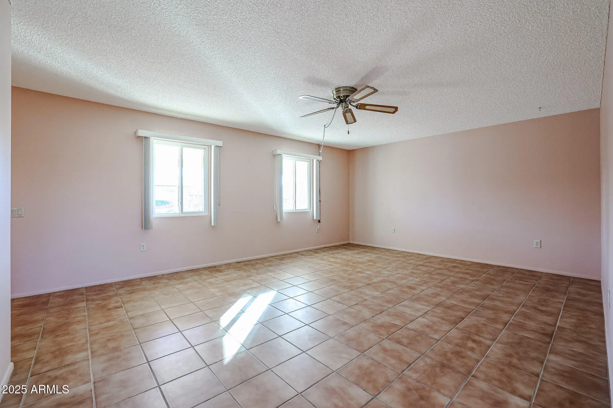 Property Slideshow image 17 of 33 | 14618 n shiprock dr, Sun City, AZ, 85351