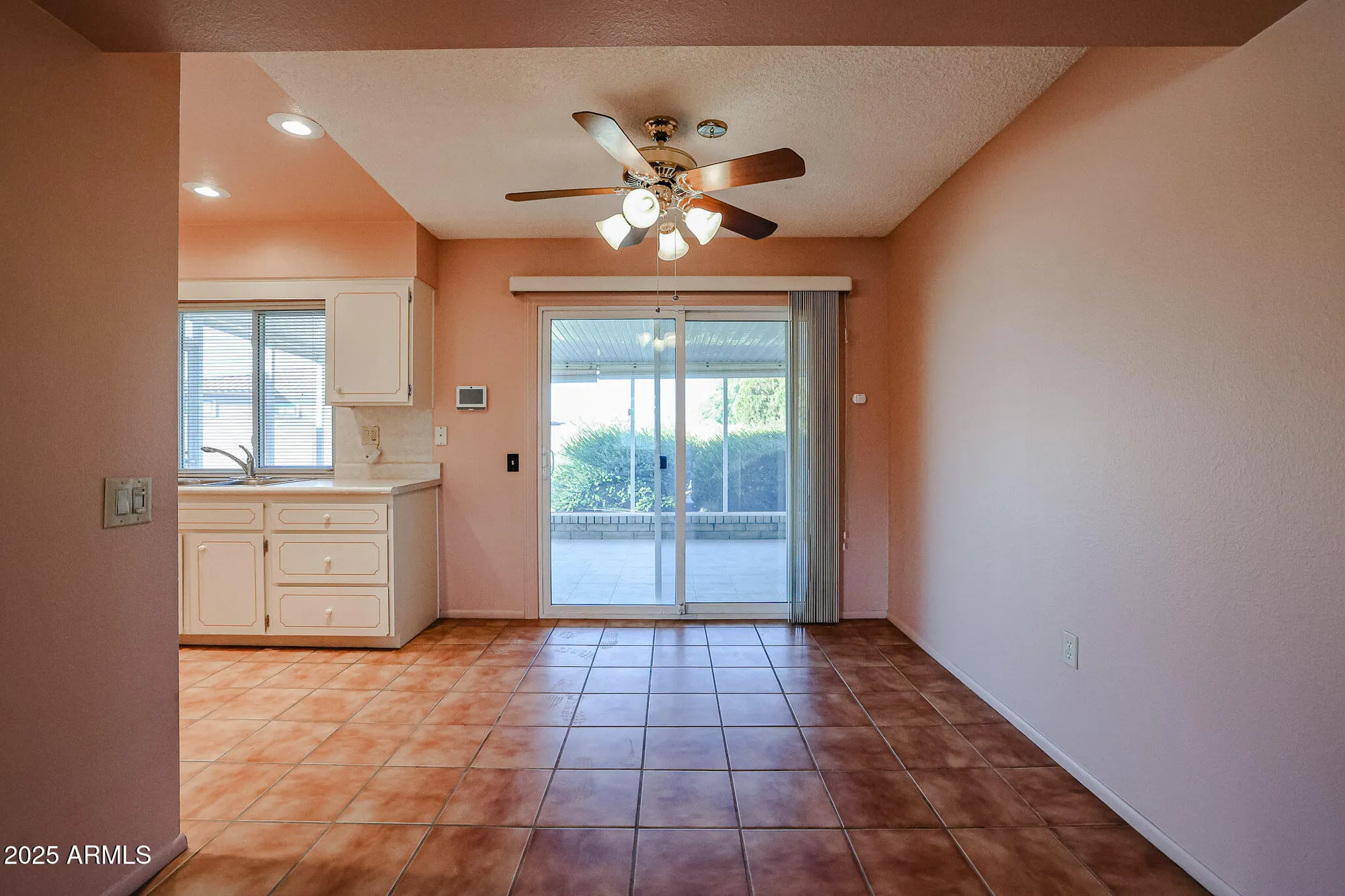 Property Slideshow image 18 of 33 | 14618 n shiprock dr, Sun City, AZ, 85351
