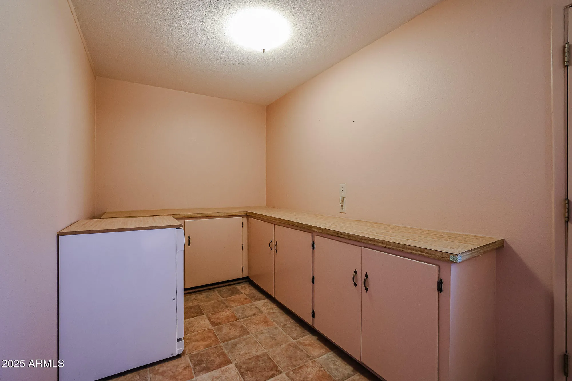 Property Slideshow image 22 of 33 | 14618 n shiprock dr, Sun City, AZ, 85351